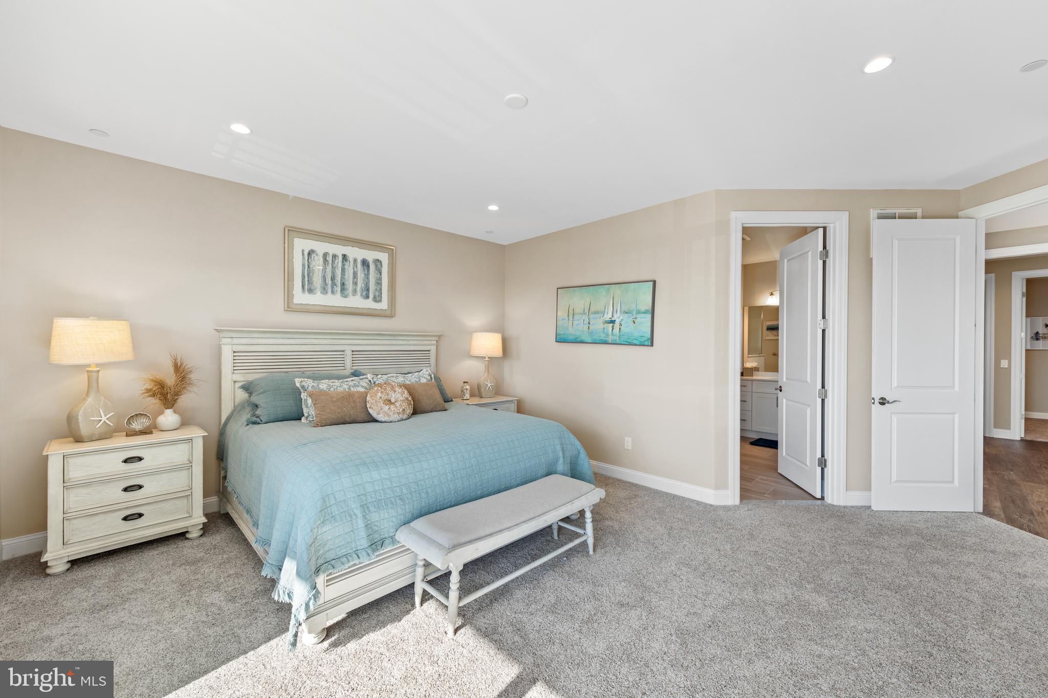 SEAPOINTE - Residential