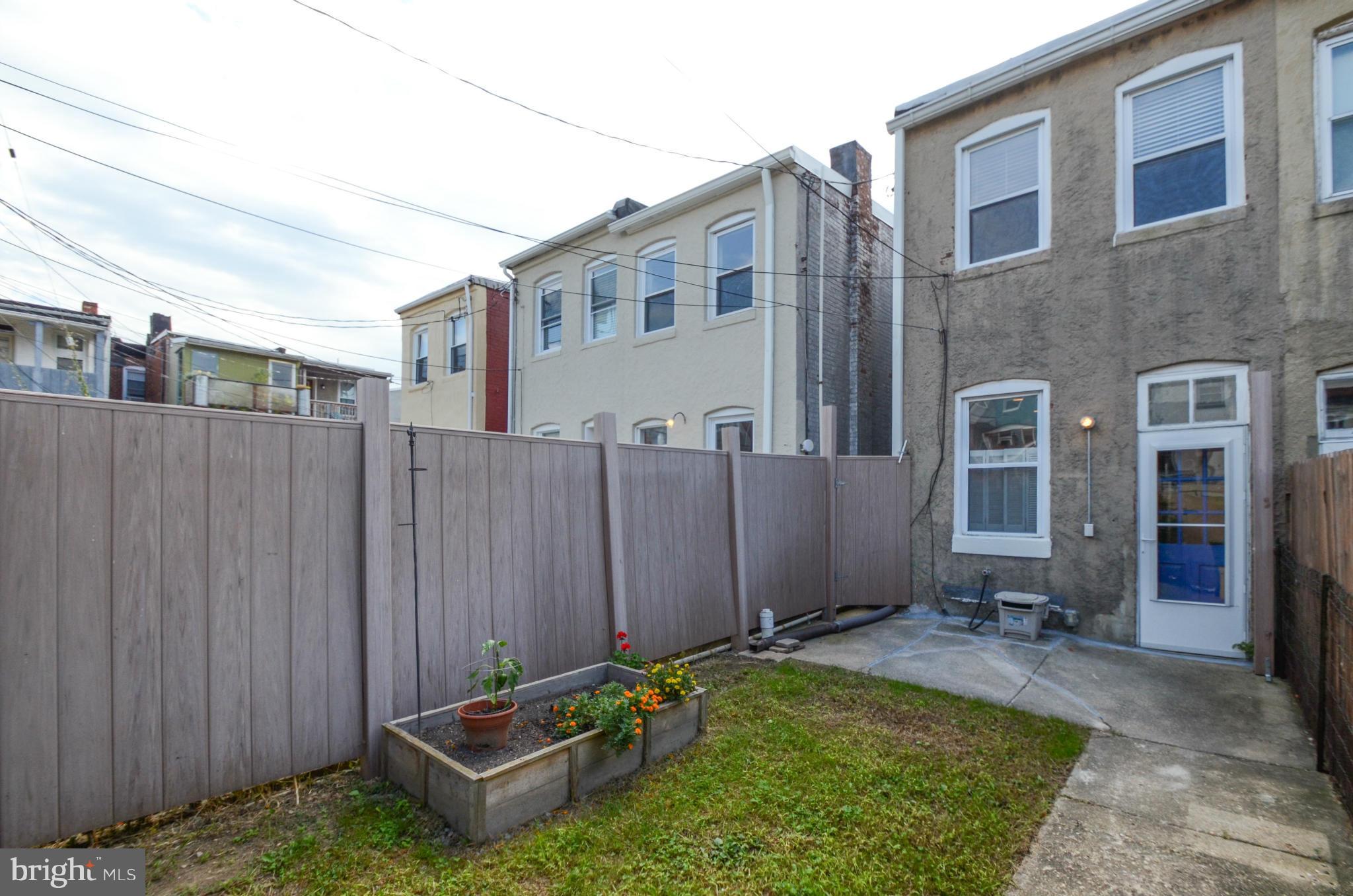 HAMPDEN HISTORIC DISTRICT - Residential