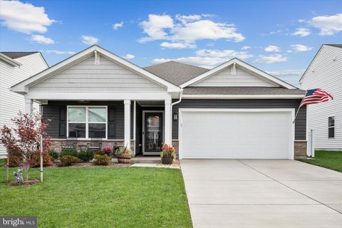 109 GRASMERE STEPHENS CITY VA 22655