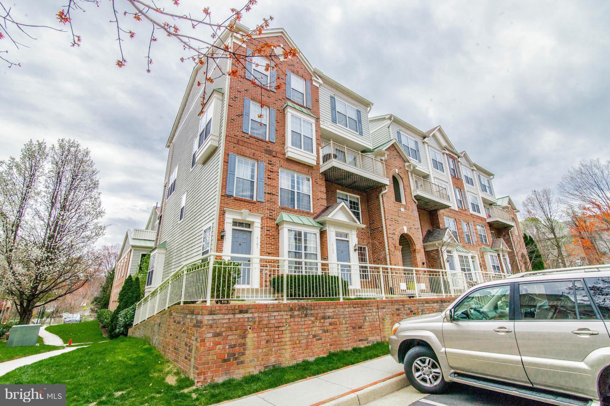 THE CROSSINGS - Residential