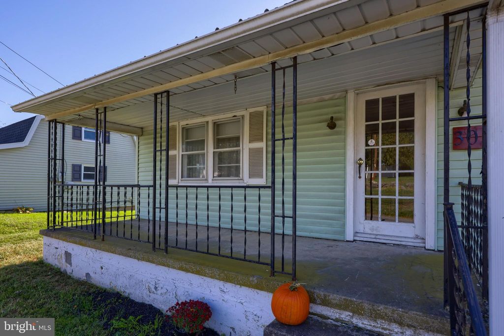 Photo of 30 Lititz Run Road, LITITZ, PA 17543 (MLS # PALA2057636)