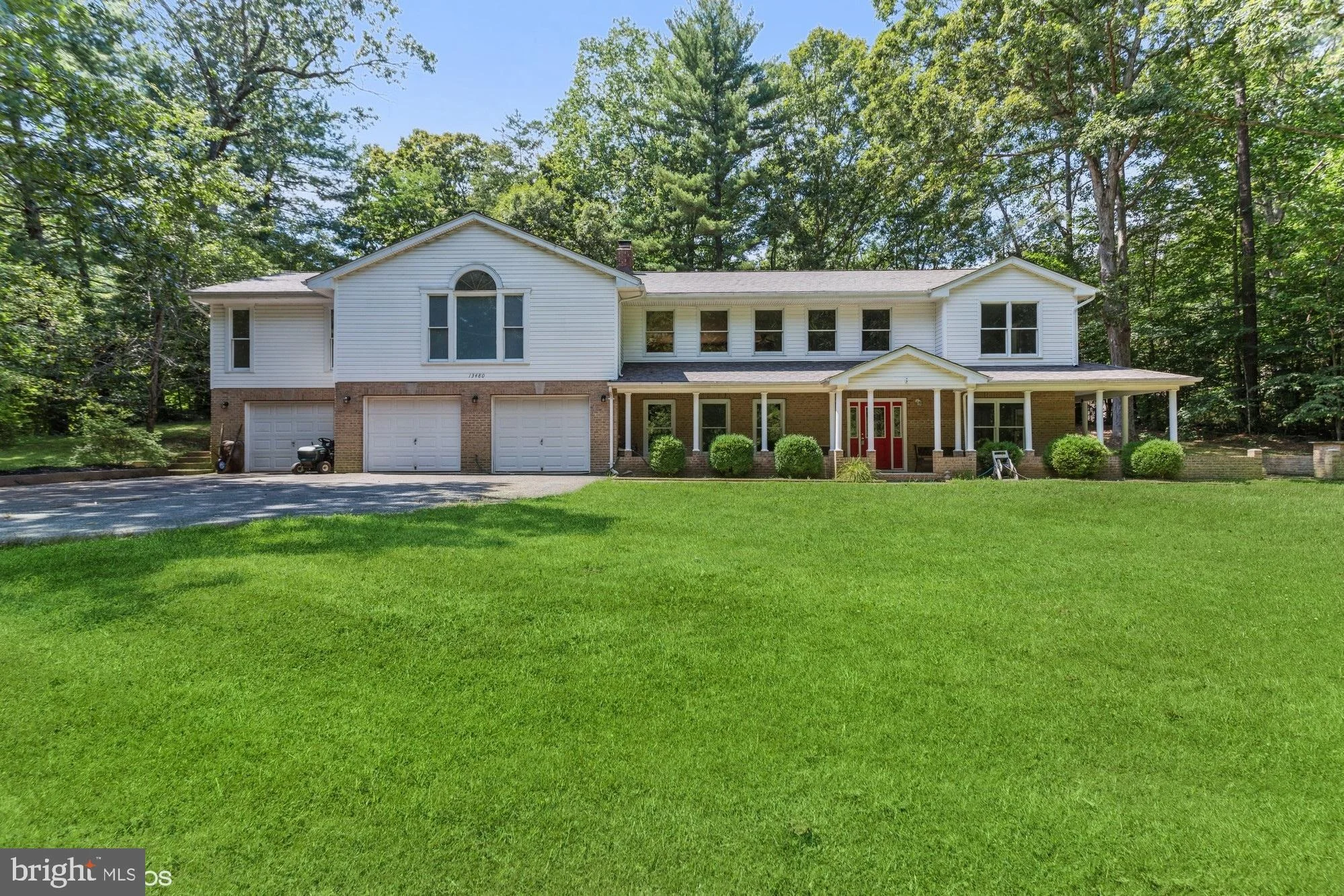 13480 Grandpas Road, Nokesville, VA 20181