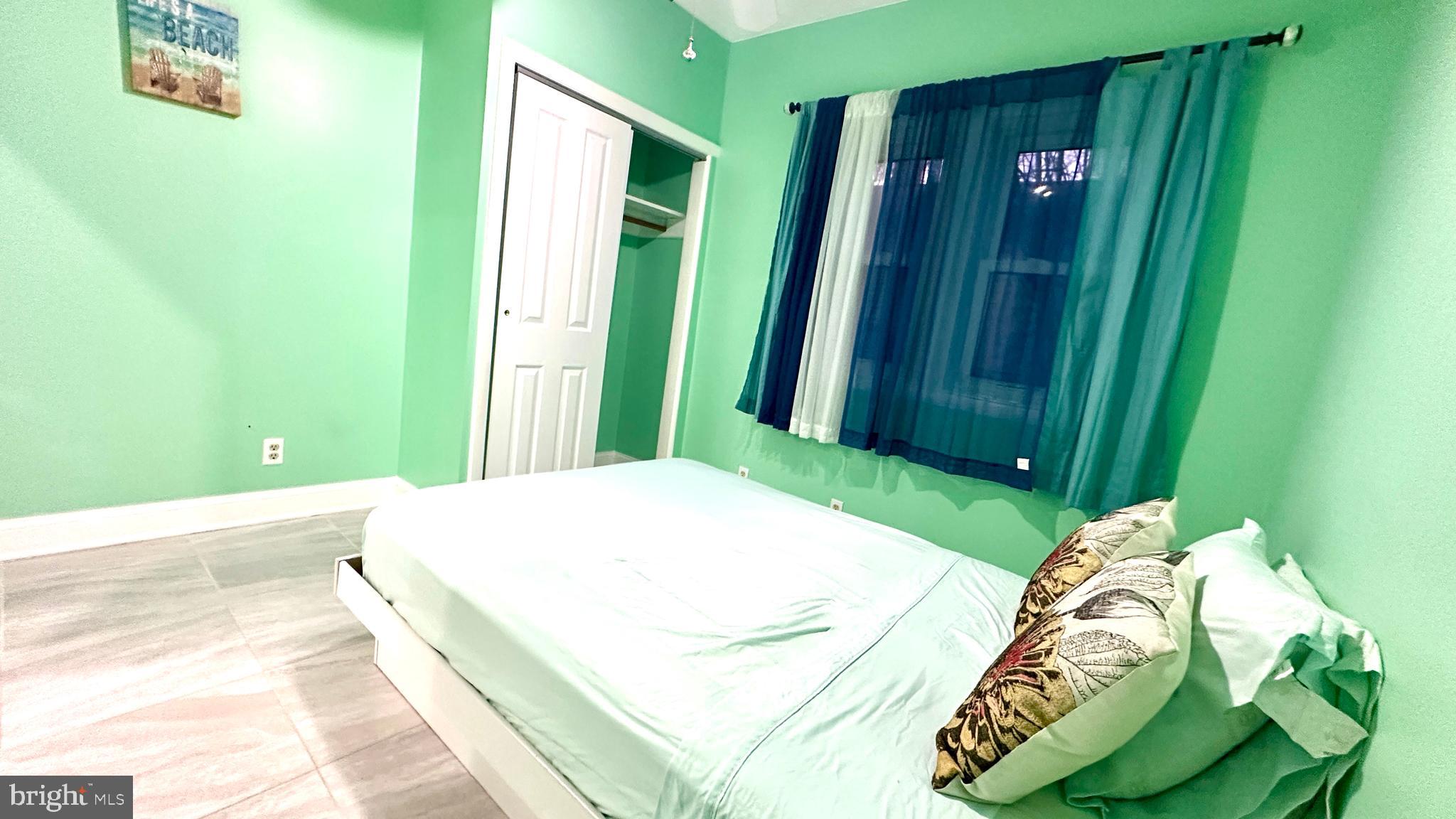 PARADISE BEACH - Residential