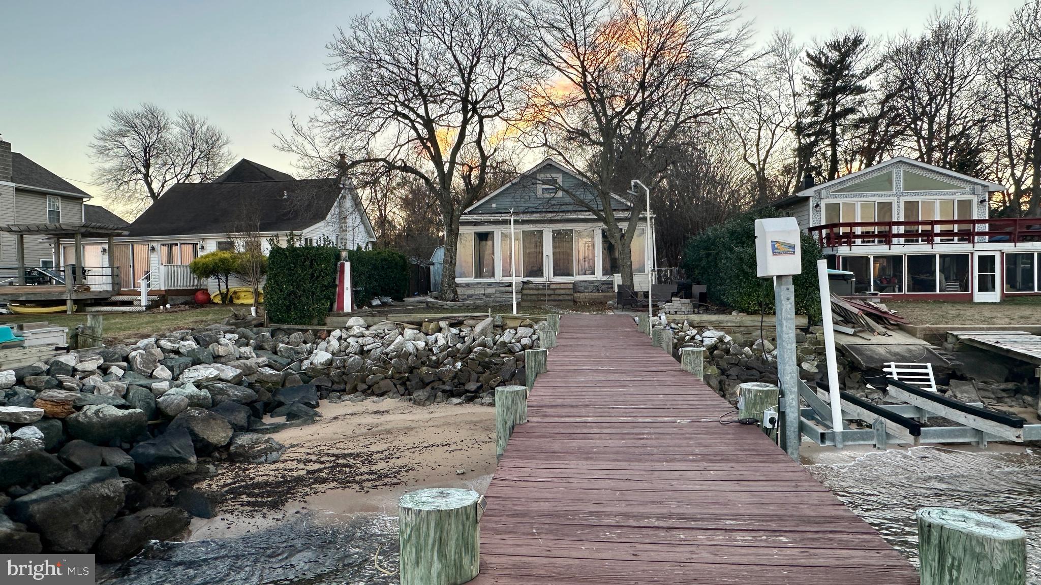 PARADISE BEACH - Residential