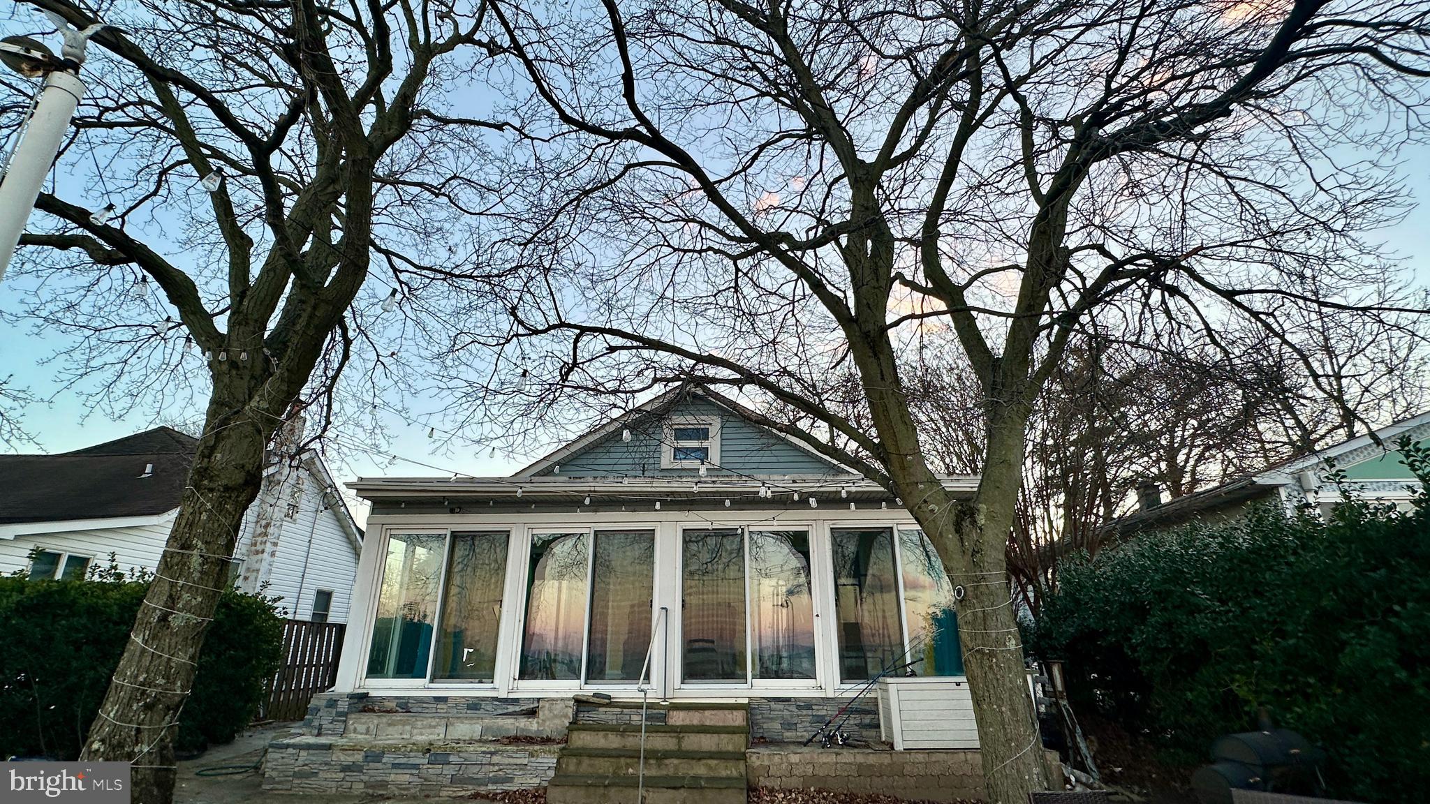 PARADISE BEACH - Residential