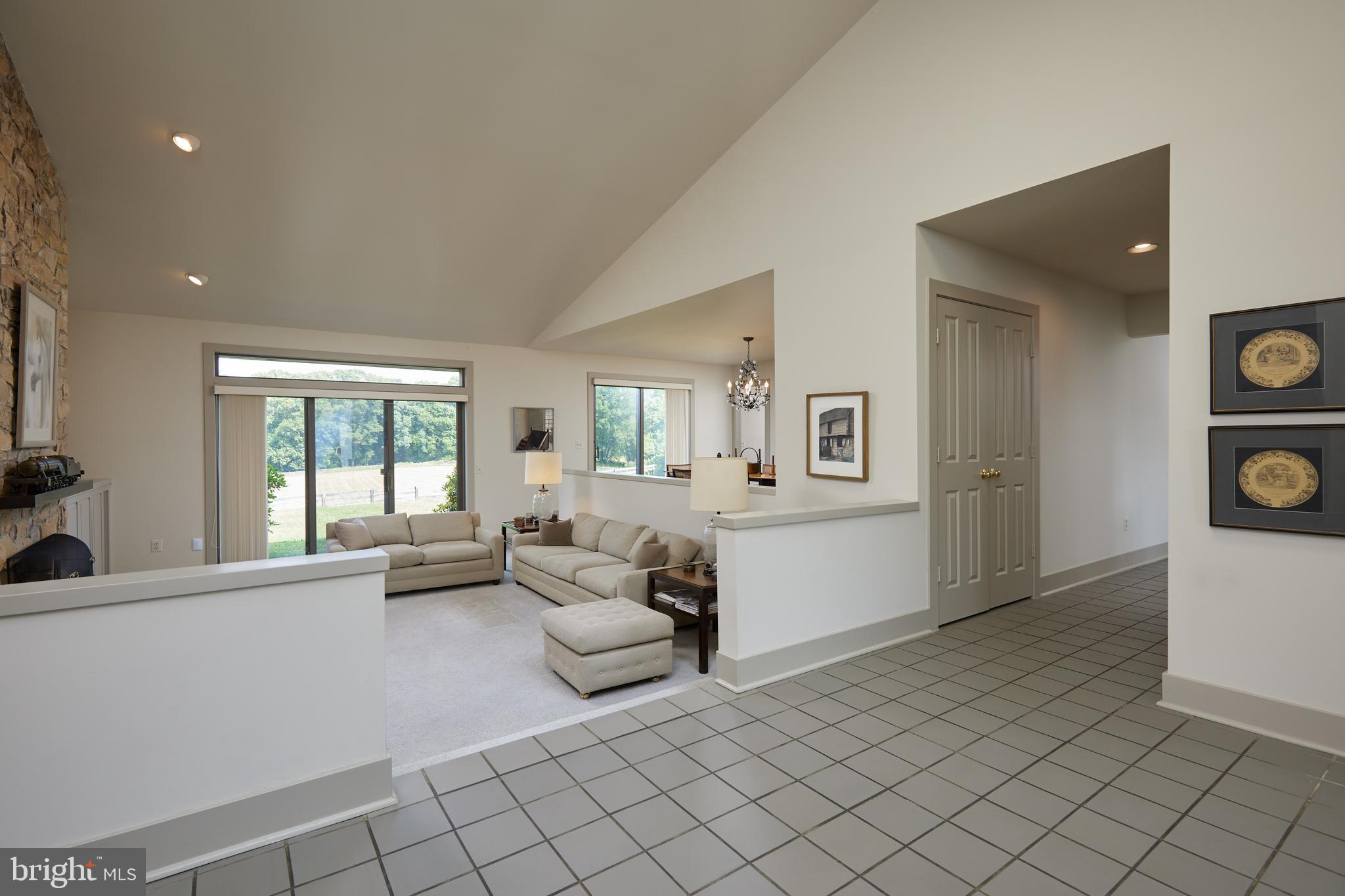 BARNESVILLE OUTSIDE - Residential