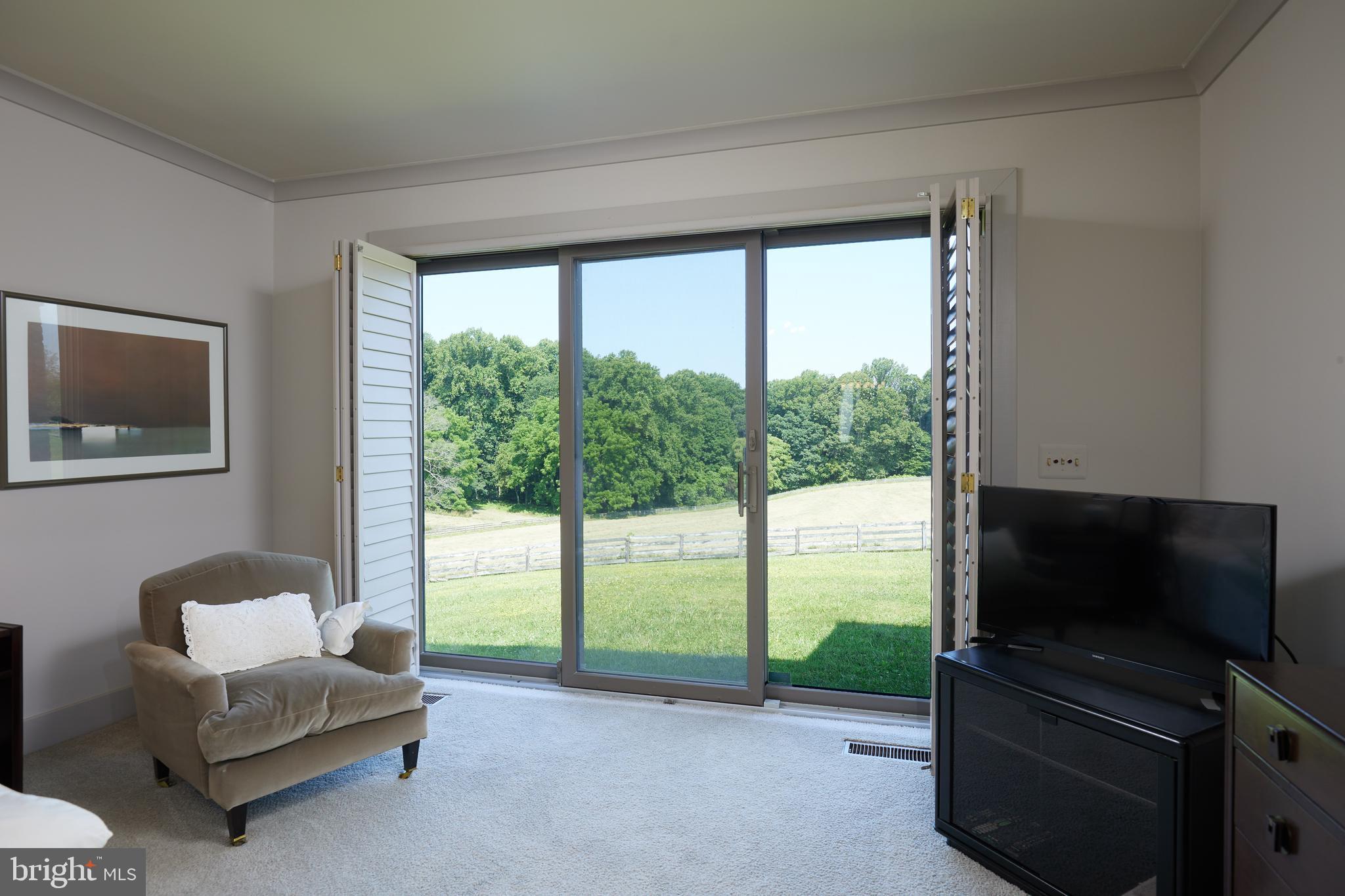 BARNESVILLE OUTSIDE - Residential