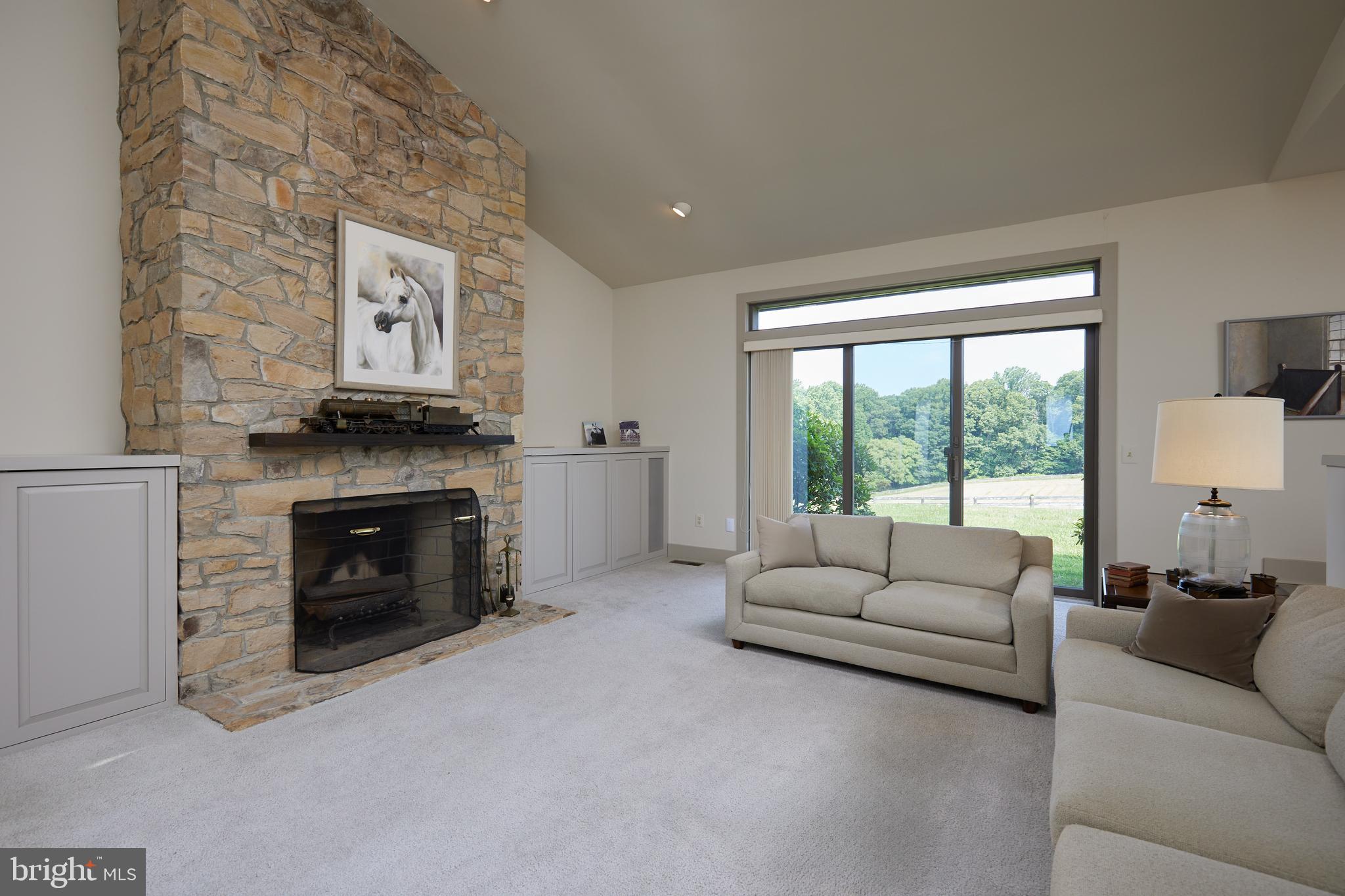 BARNESVILLE OUTSIDE - Residential