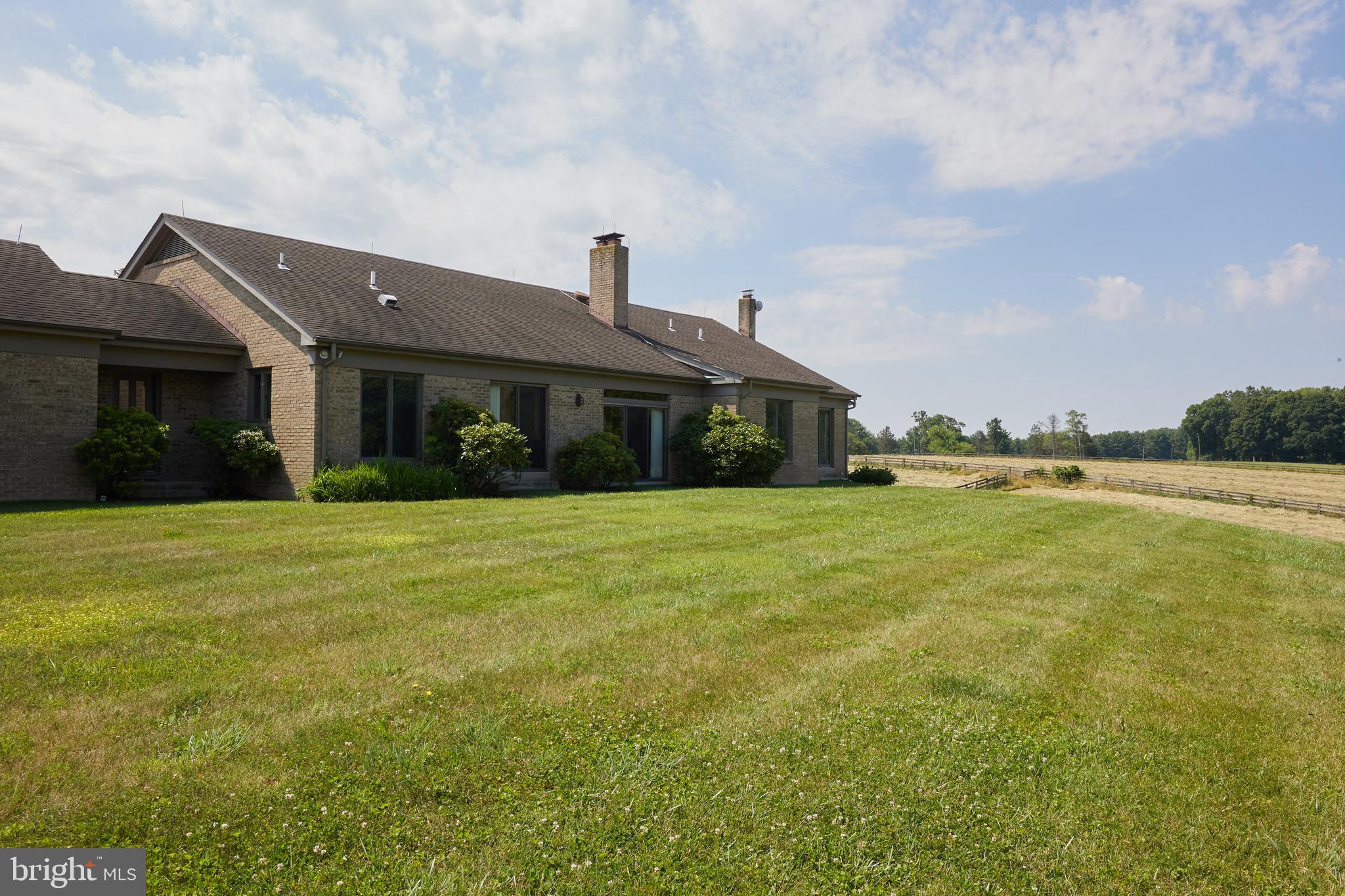 BARNESVILLE OUTSIDE - Residential