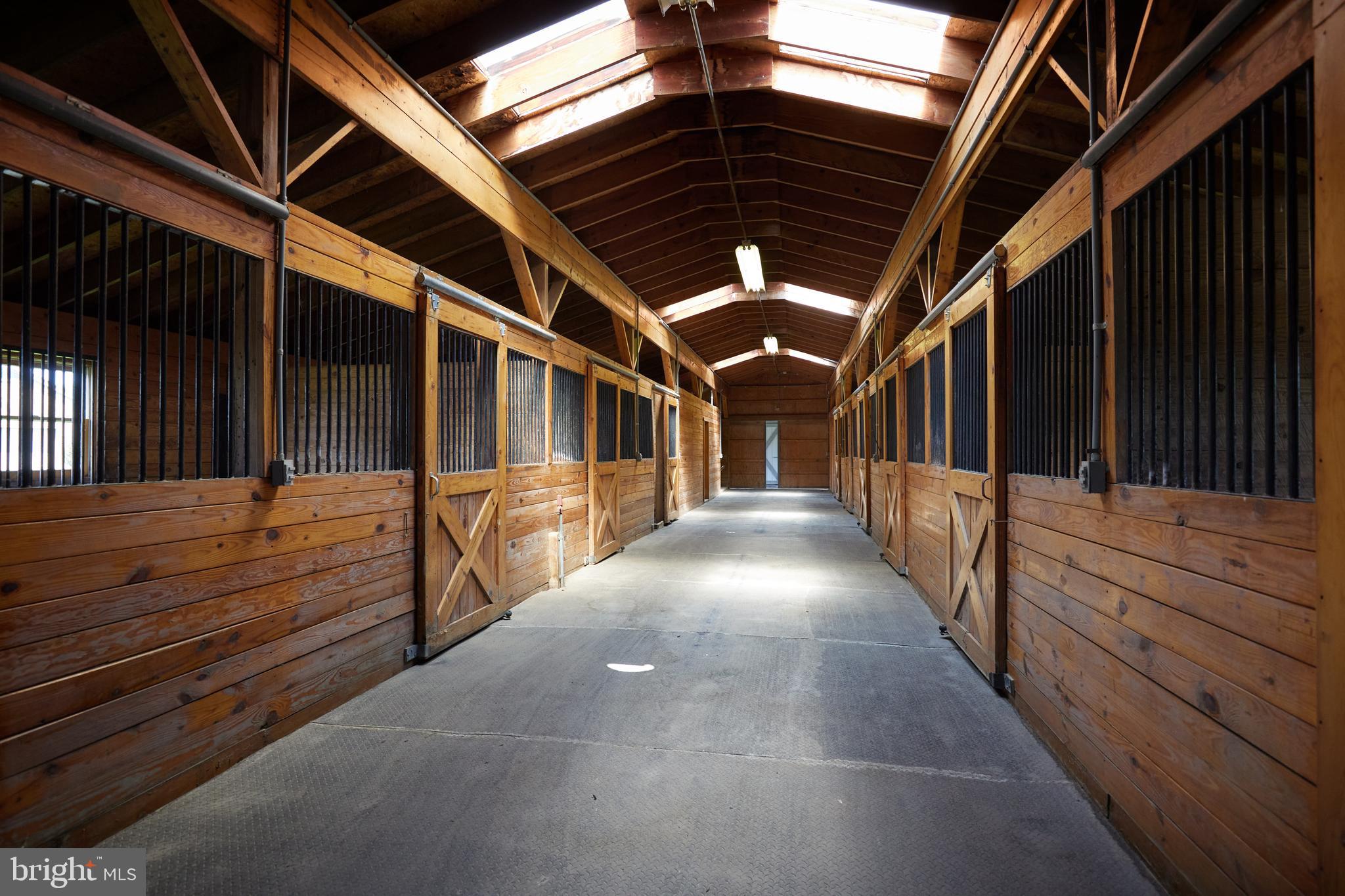 BARNESVILLE OUTSIDE - Residential