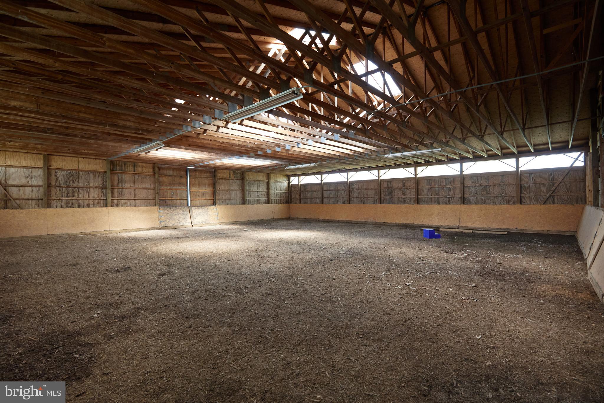 BARNESVILLE OUTSIDE - Residential