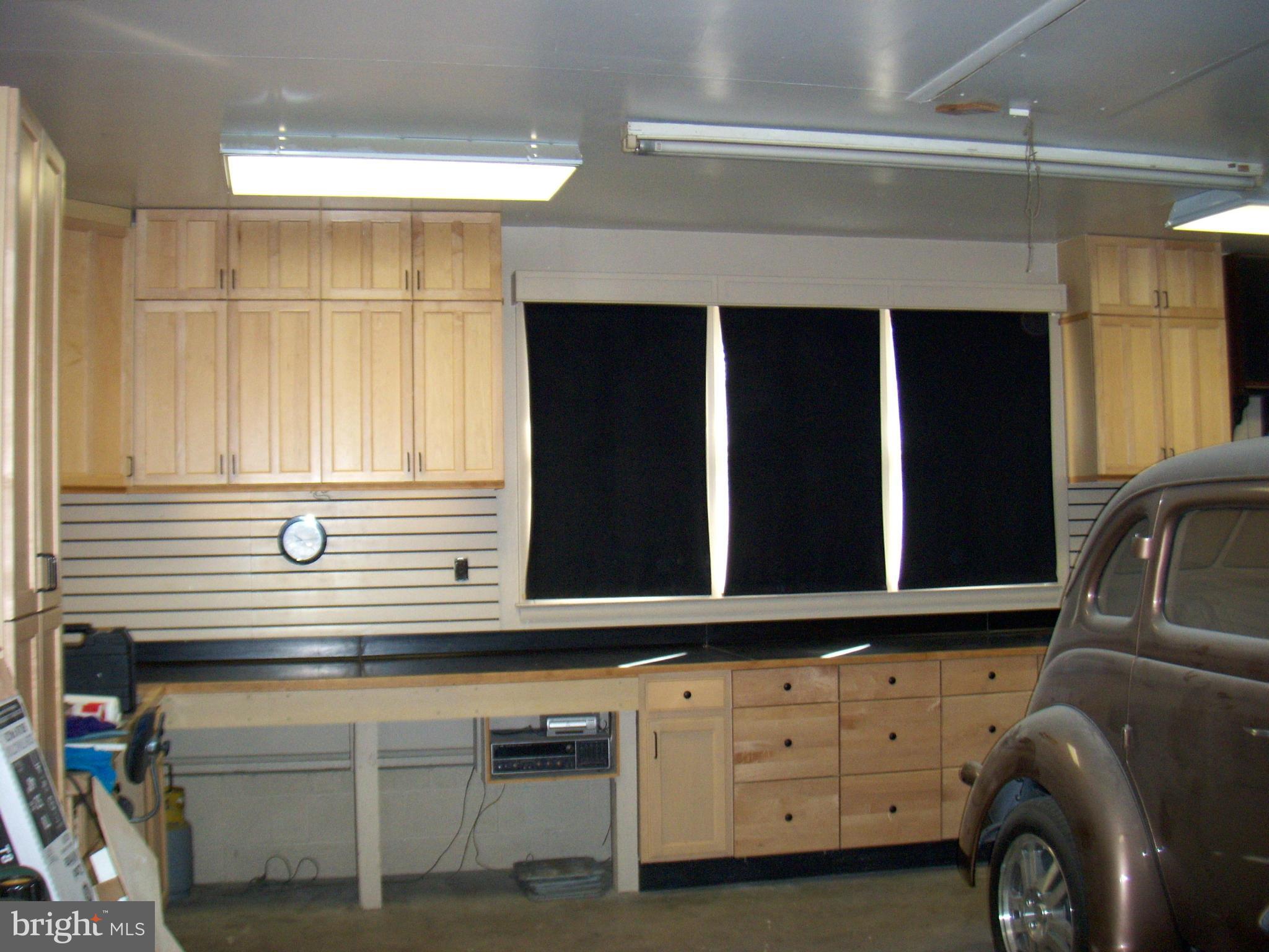 SYLVAN VIEW ON MAGOTHY - Residential