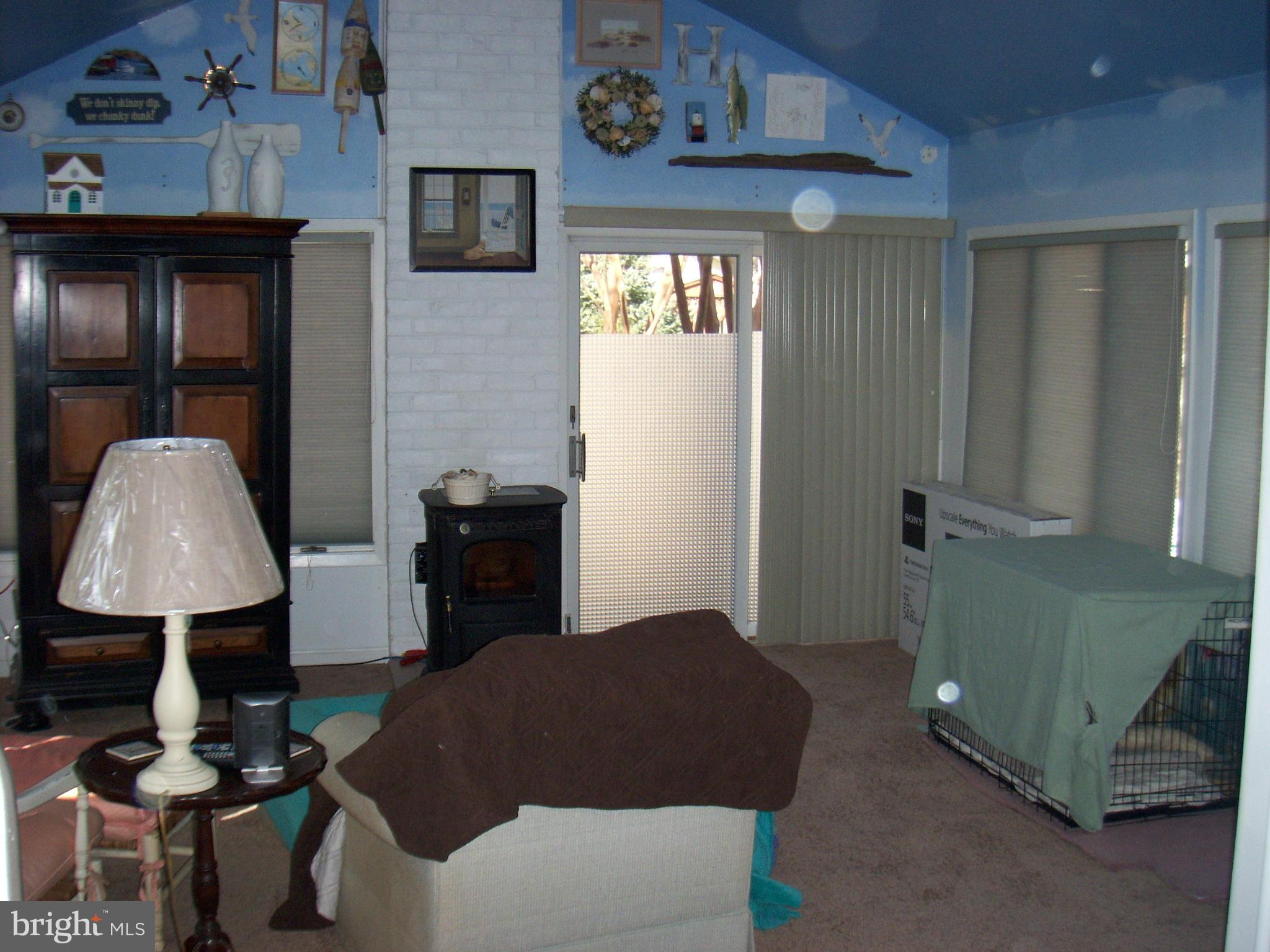 SYLVAN VIEW ON MAGOTHY - Residential