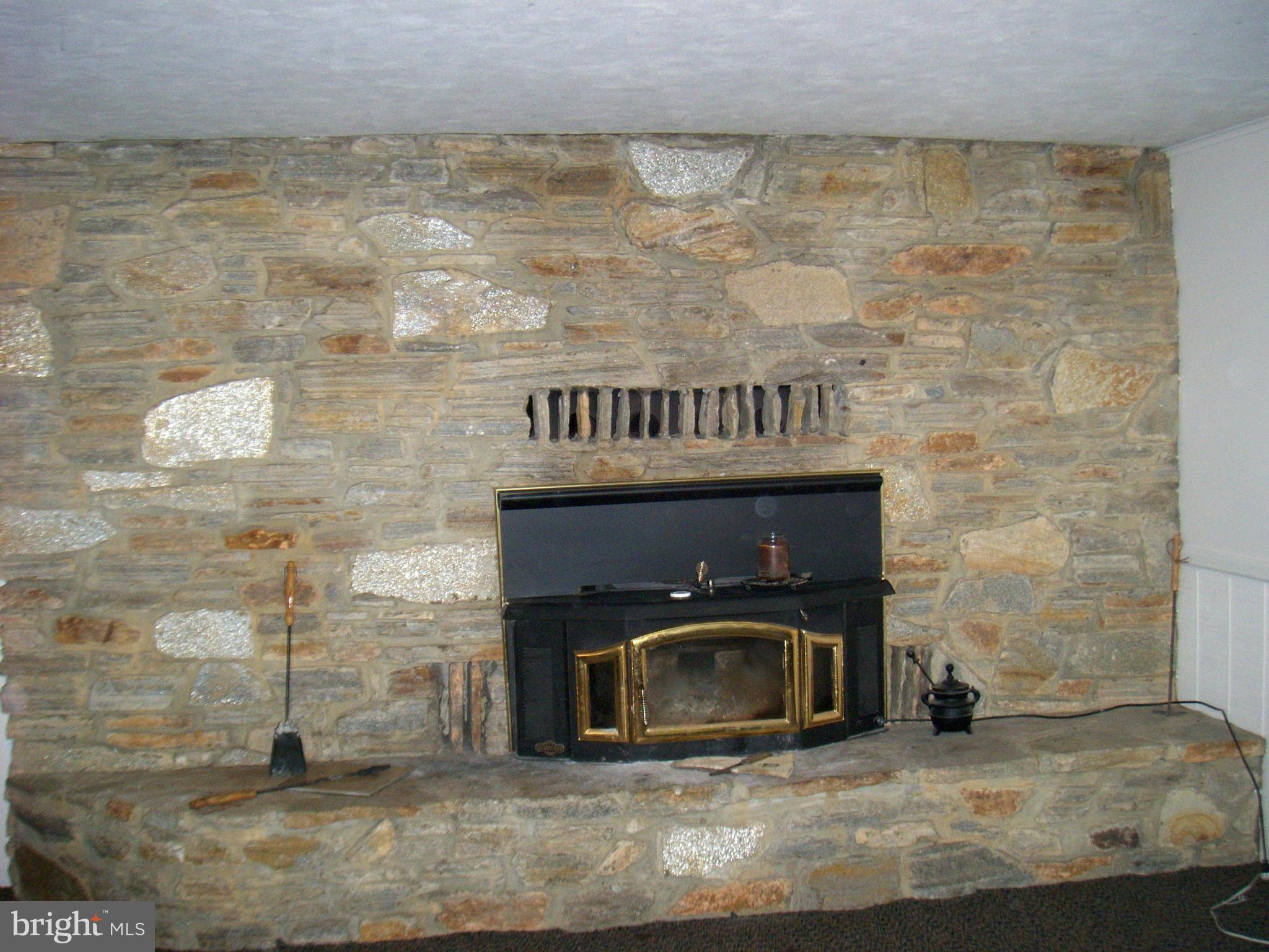 SYLVAN VIEW ON MAGOTHY - Residential