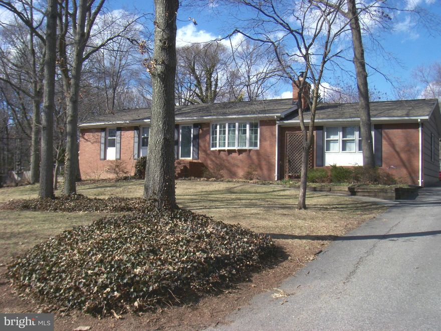 Beautiful SYLVAN VIEW ON THE MAGOTHY with Marina, boat slips and boat ramp.Home features private in ground Gunite pool and gazebo.Family room off kitchen and huge dining deck.Formal bright dining room with custom cabinets.Many recent upgrades  QUICK POSSESSION!!!