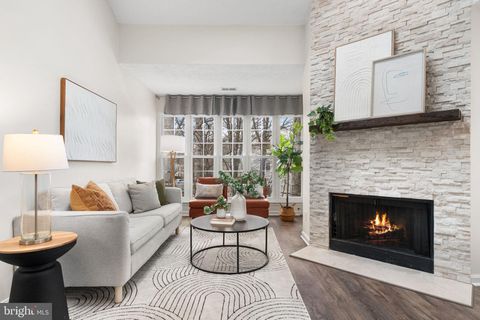 12014 GOLF RIDGE COURT 302 FAIRFAX VA 22033