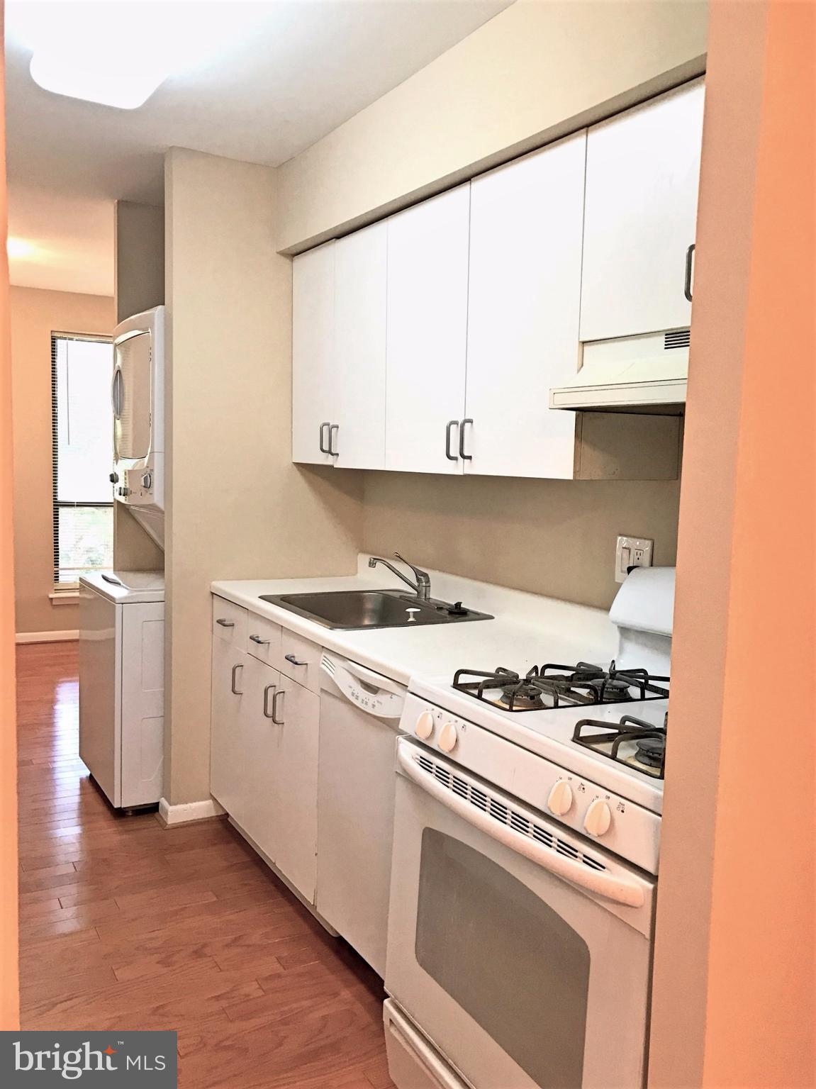 CHESTNUT GROVE - Residential