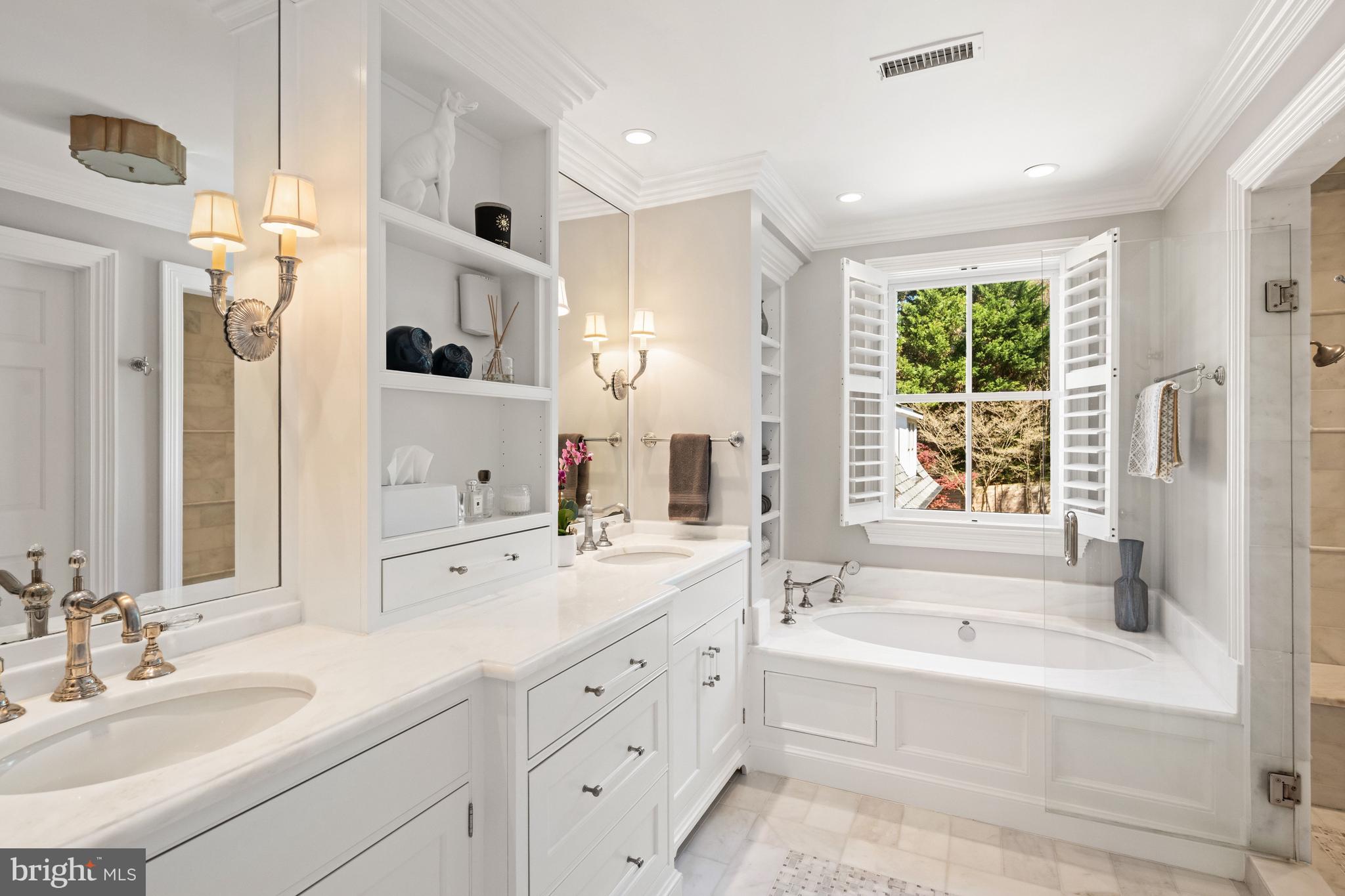 LANGLEY FARMS - Residential