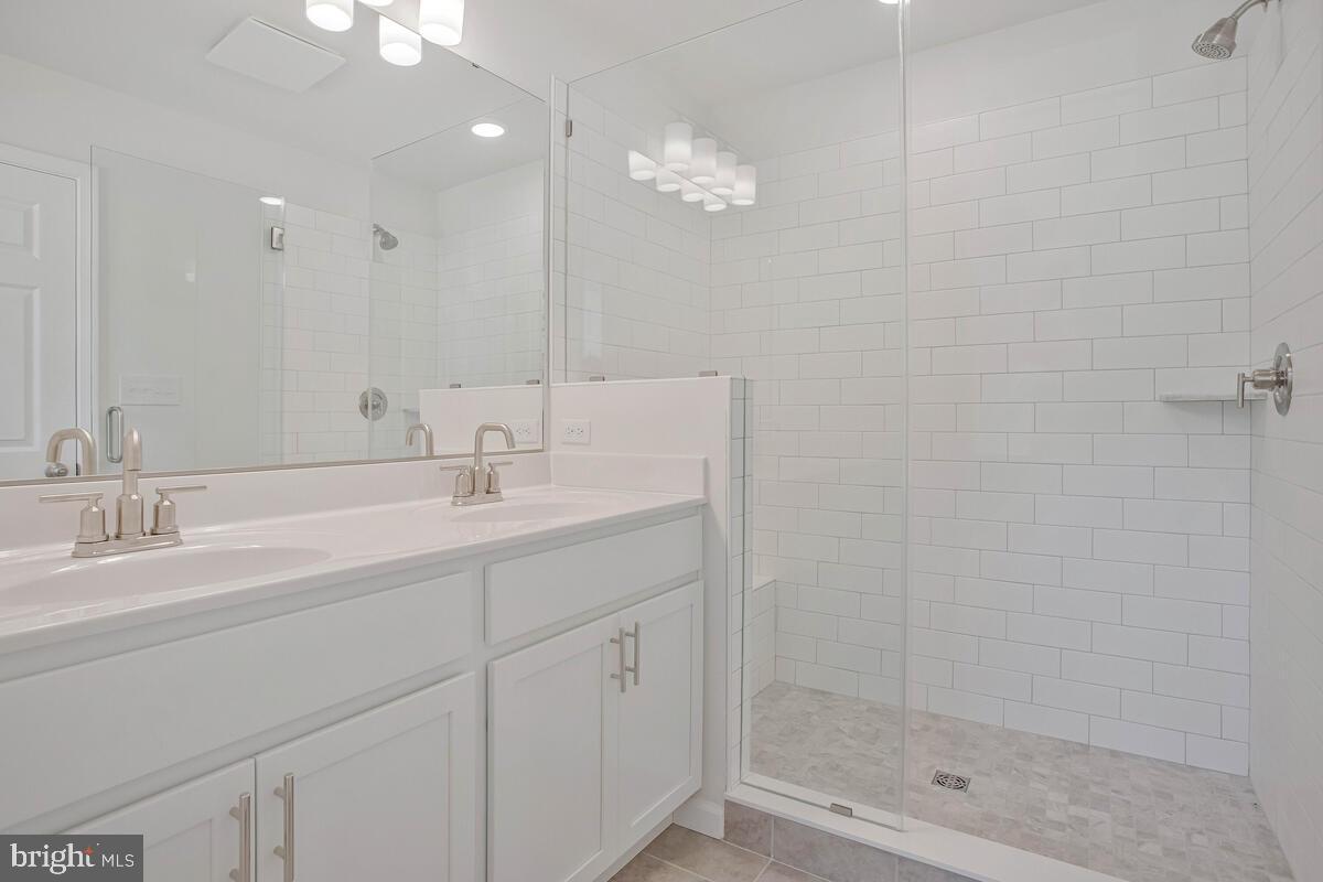 KIMBERLY - Residential