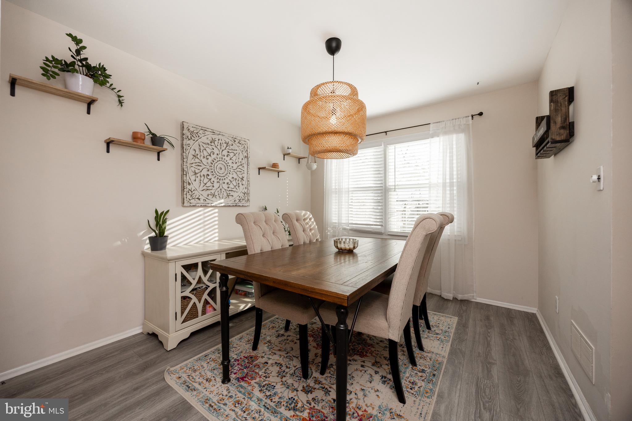 LIBERTY HILL - Residential