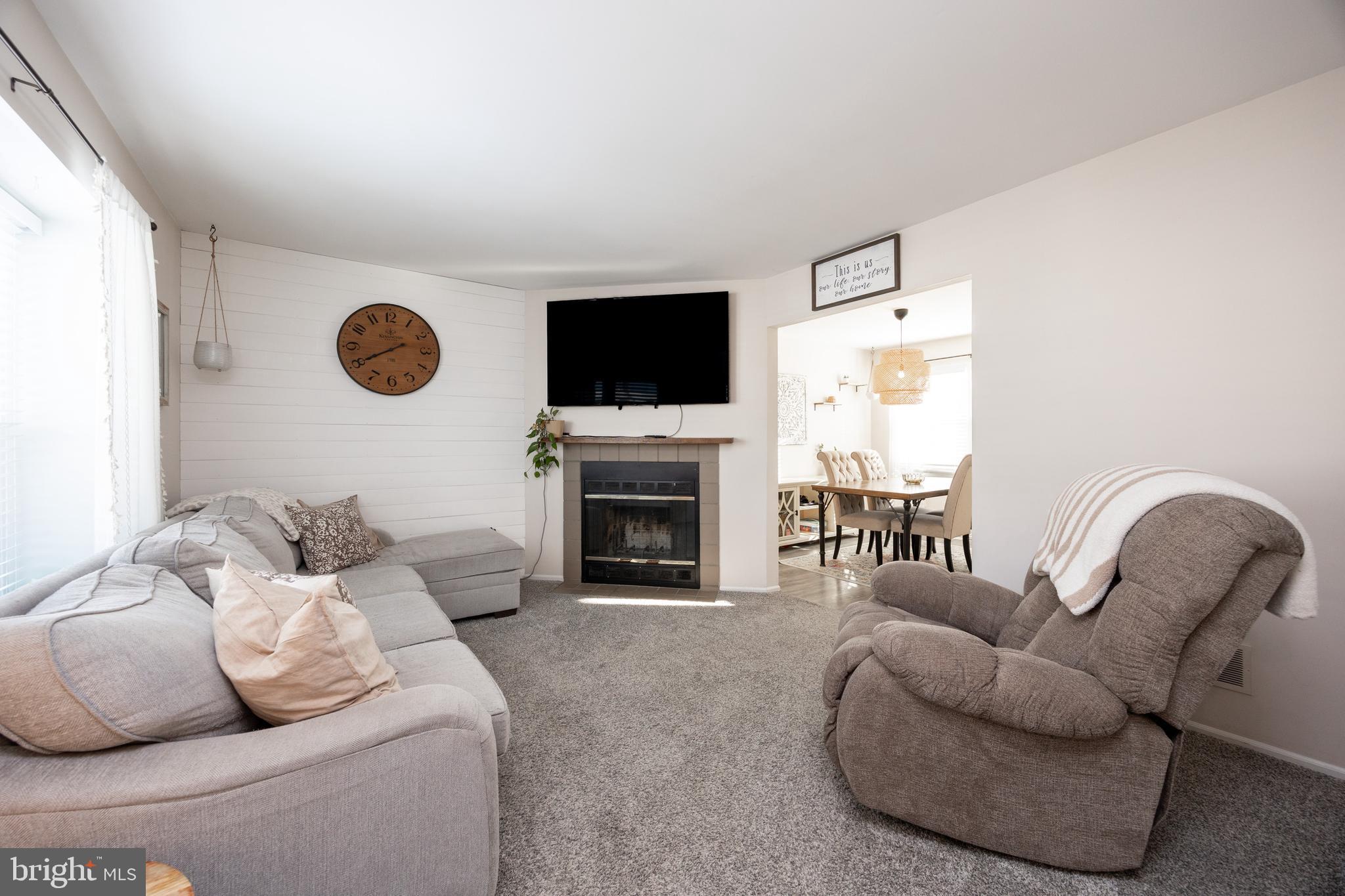 LIBERTY HILL - Residential