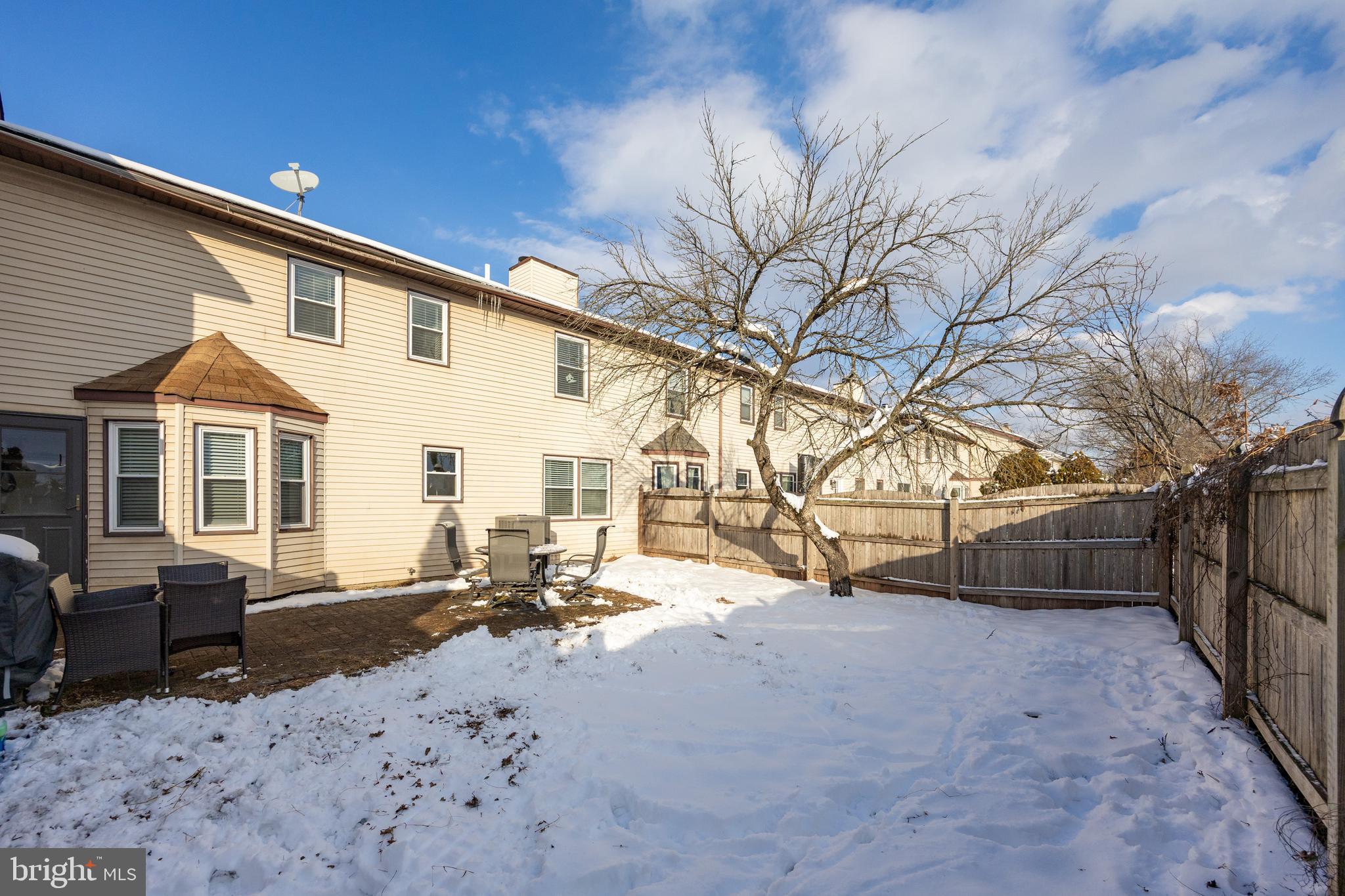 LIBERTY HILL - Residential