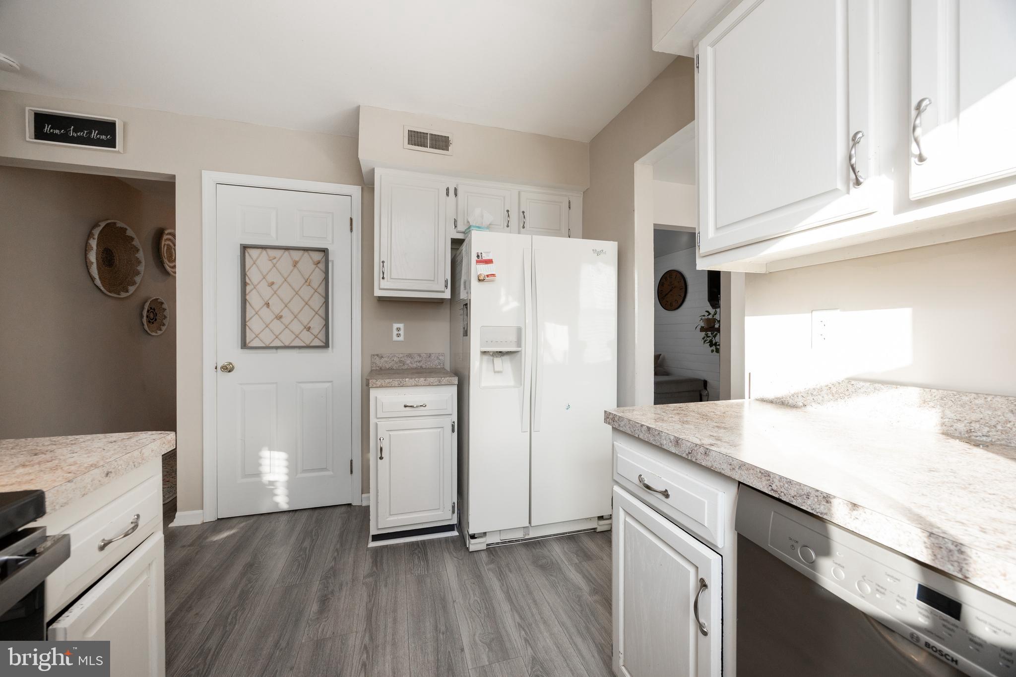 LIBERTY HILL - Residential