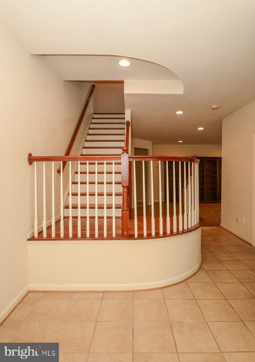 BELMONT BAY - Residential Lease