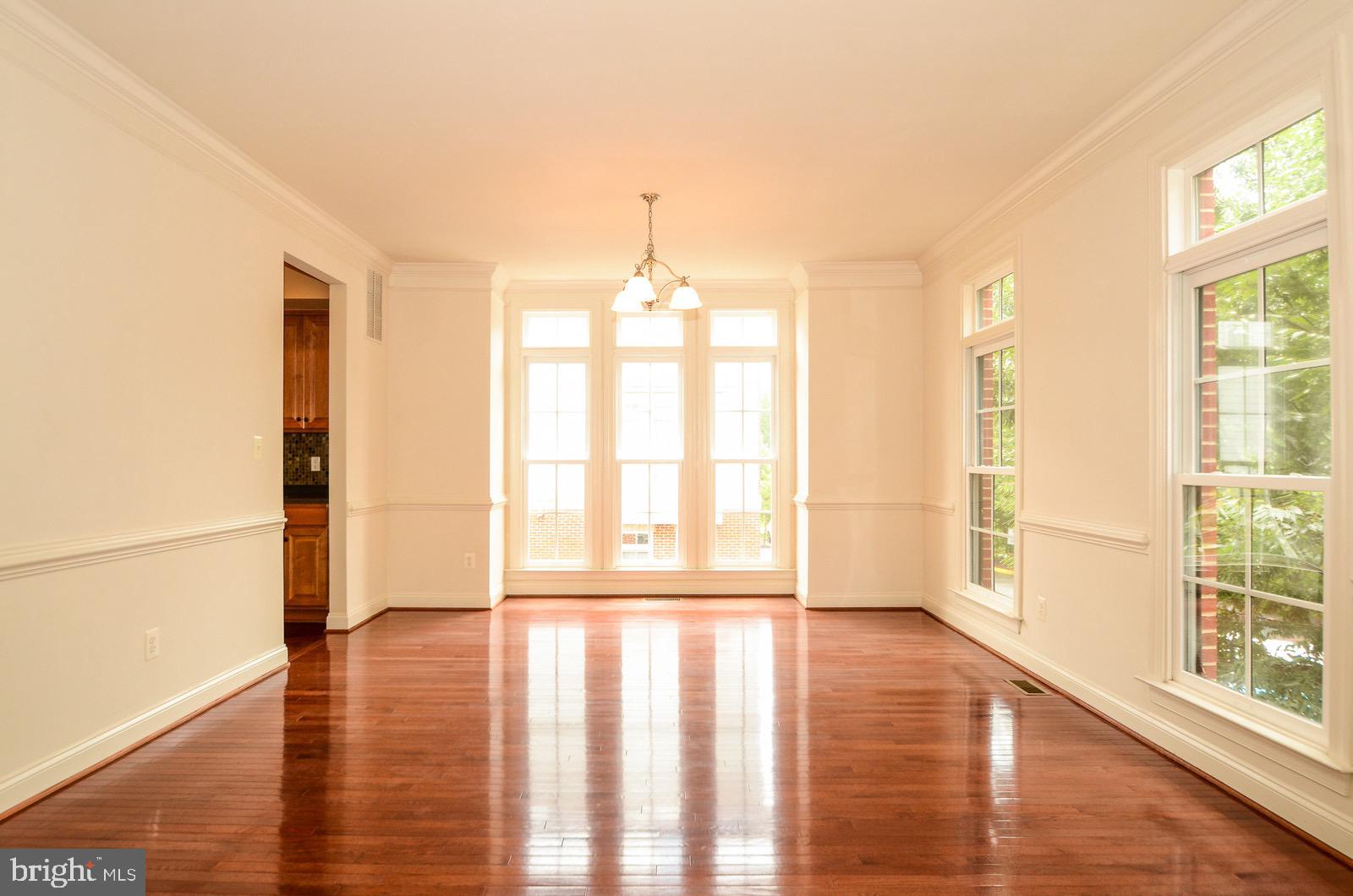 BELMONT BAY - Residential Lease