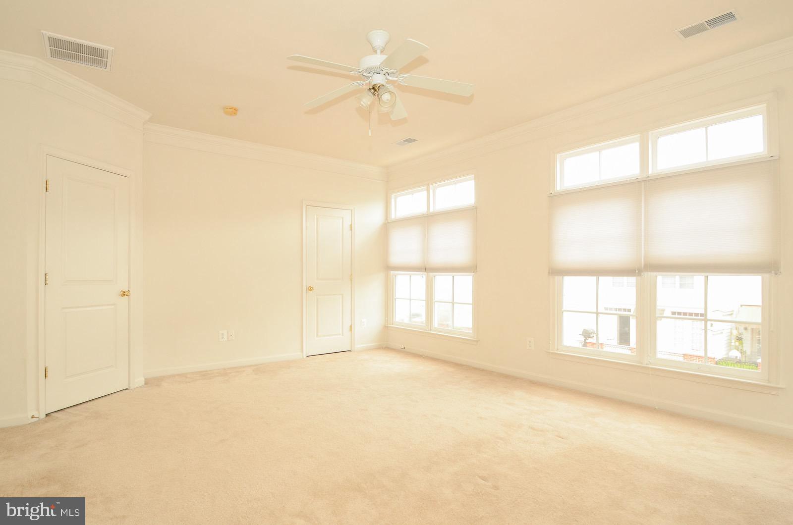 BELMONT BAY - Residential Lease