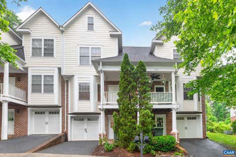 Townhouse For Sale - 115 Old Fifth Cir Cir<br/> CHARLOTTESVILLE, VA 22903