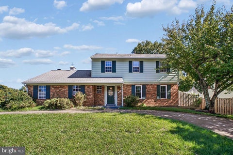 Photo of 6101 Mulberry Court, ALEXANDRIA, VA 22310 (MLS # VAFX2336198)