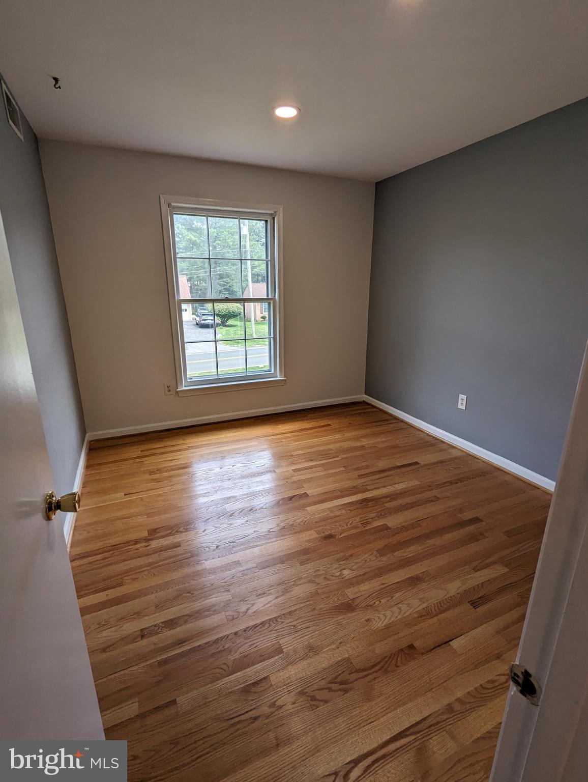 LAYHILL VILLAGE - Residential