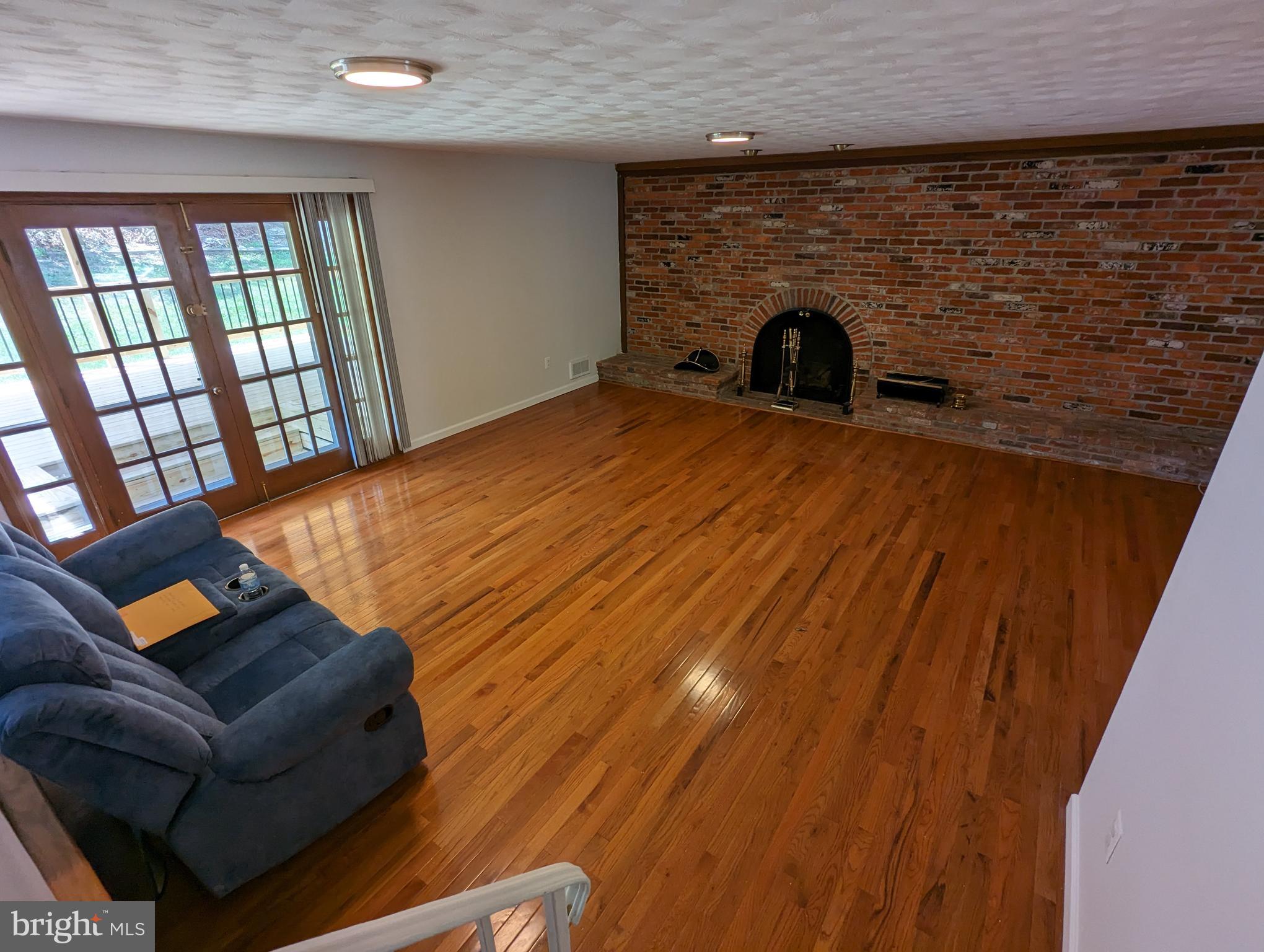 LAYHILL VILLAGE - Residential