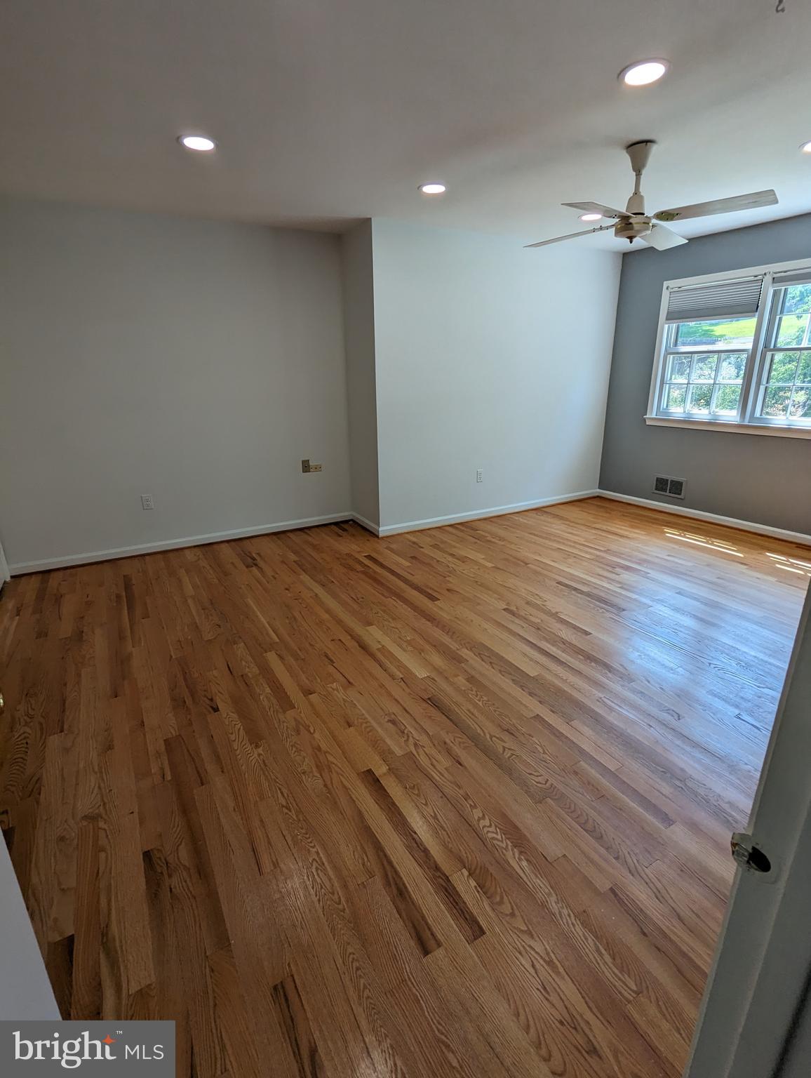 LAYHILL VILLAGE - Residential