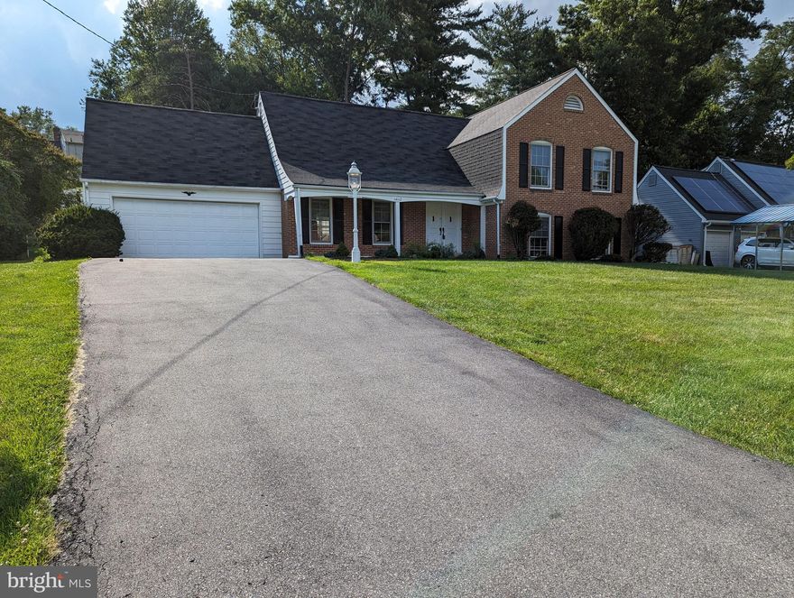 Spacious four levels split home. Large eat in kitchen, step down living room with gas fireplace, formal dining room. Large master bedroom with sitting area, lots of closet spaces. Hardwood floors on all levels, except basement. Rear porch. Natural gas generator back up system. Recent roof and hvac system, upgraded bathrooms. Excellent location near shops, restaurants, metro stop in Glenmont. Minutes to the ICC, 495/270 exits.