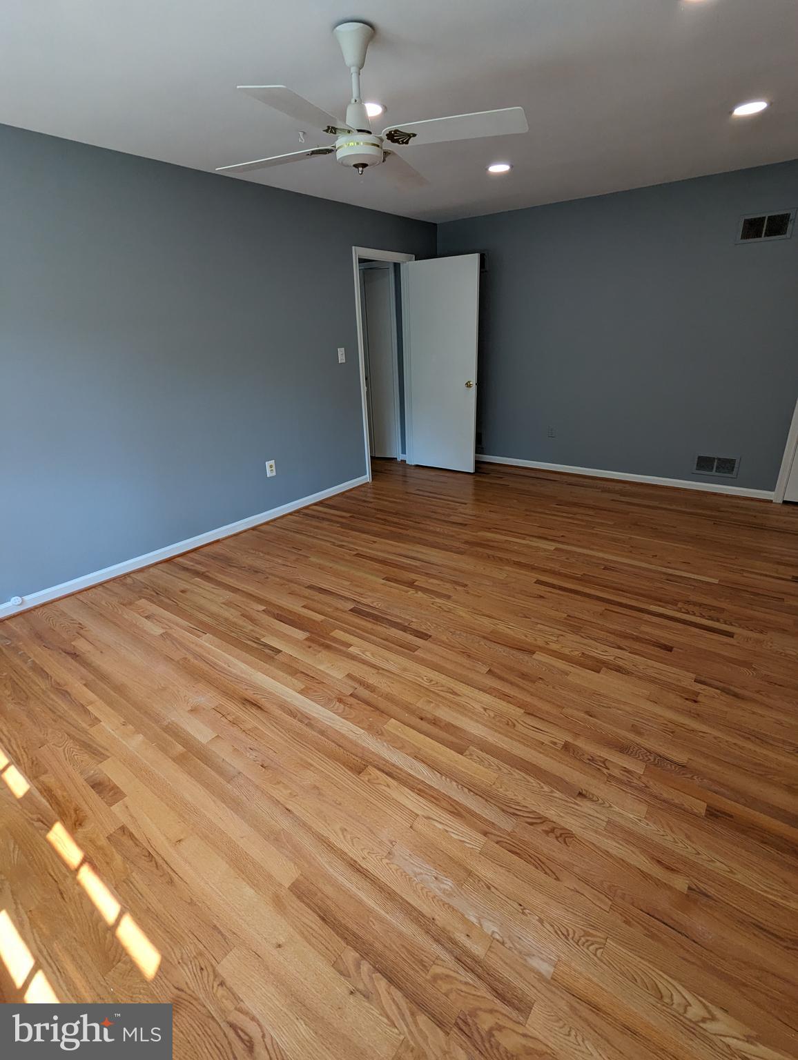 LAYHILL VILLAGE - Residential