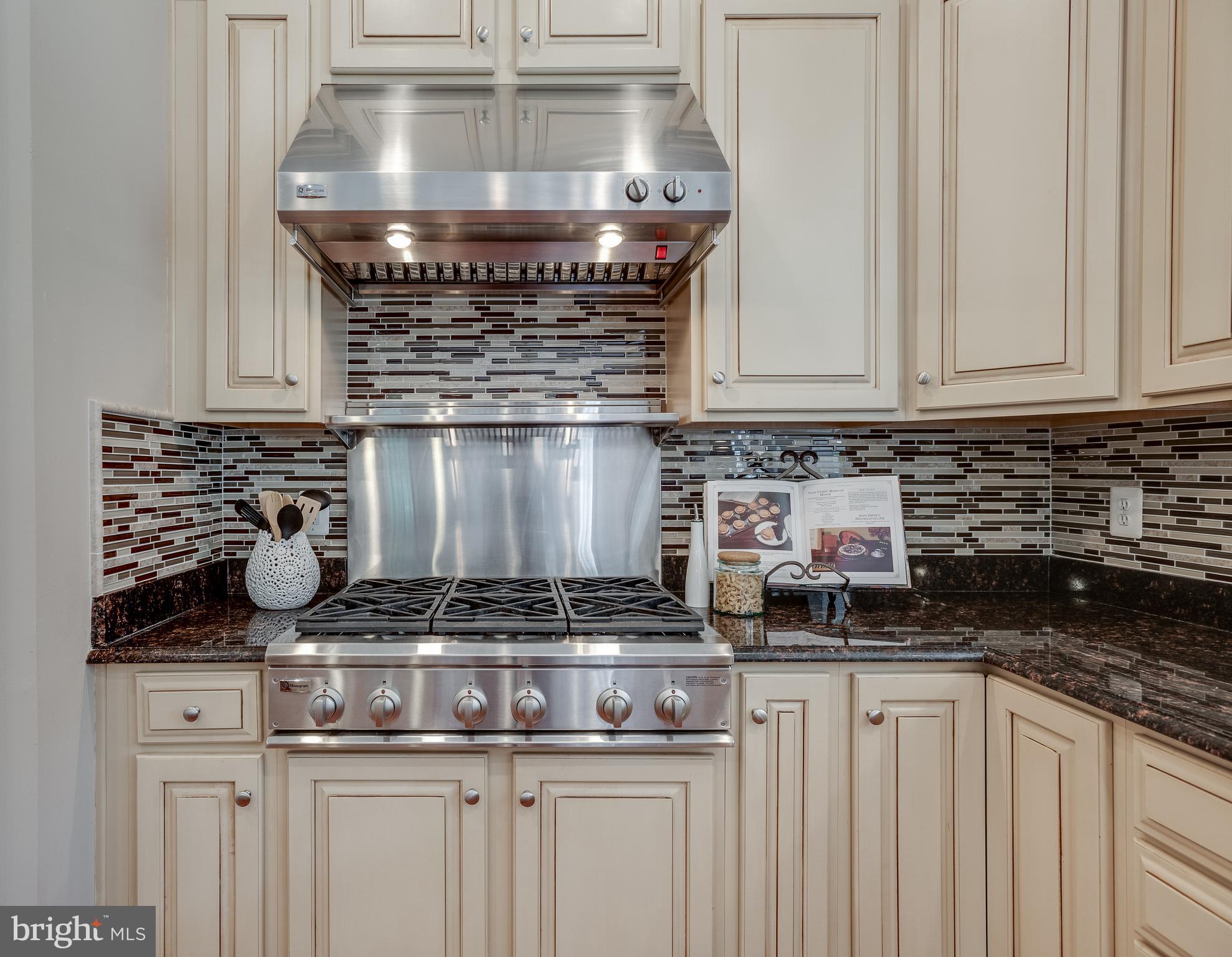 CEDAR CREST - Residential