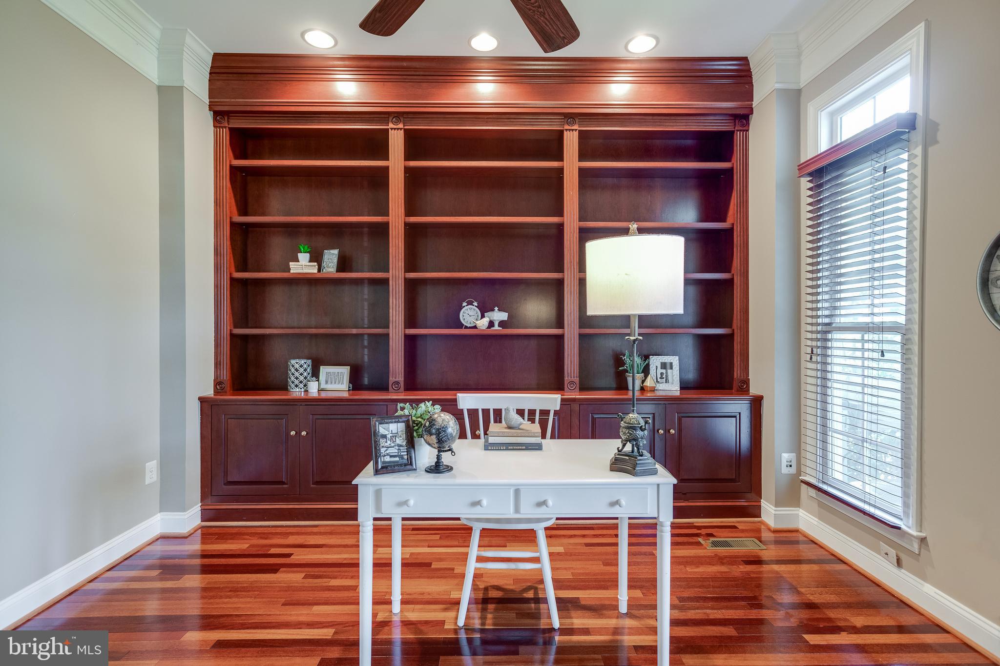 CEDAR CREST - Residential