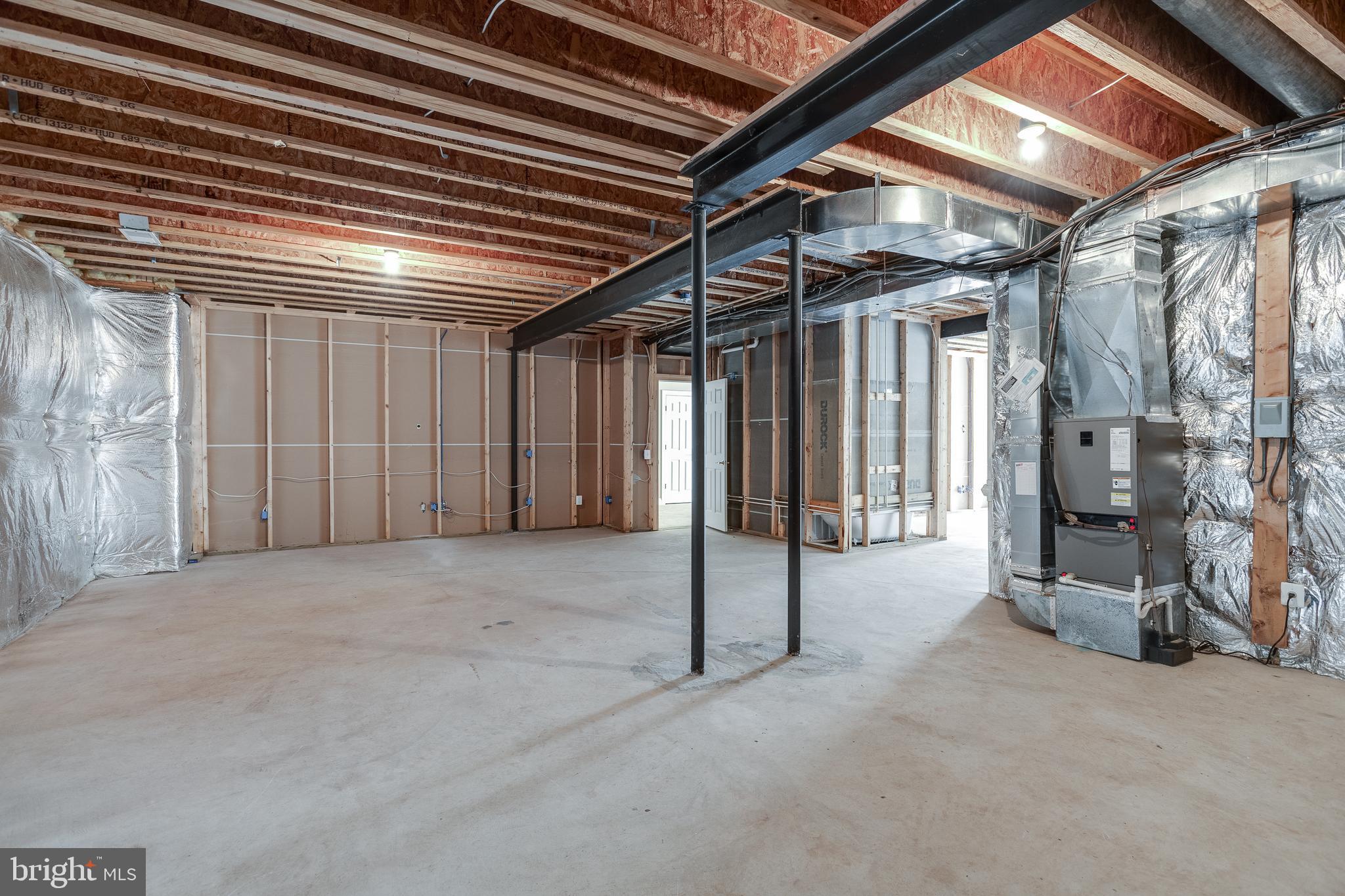 CEDAR CREST - Residential