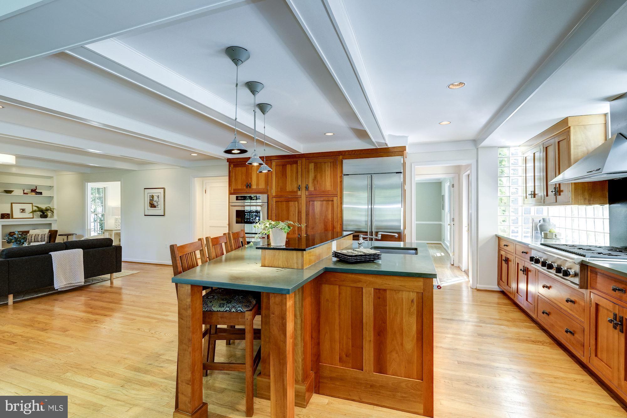 CHEVY CHASE - Residential