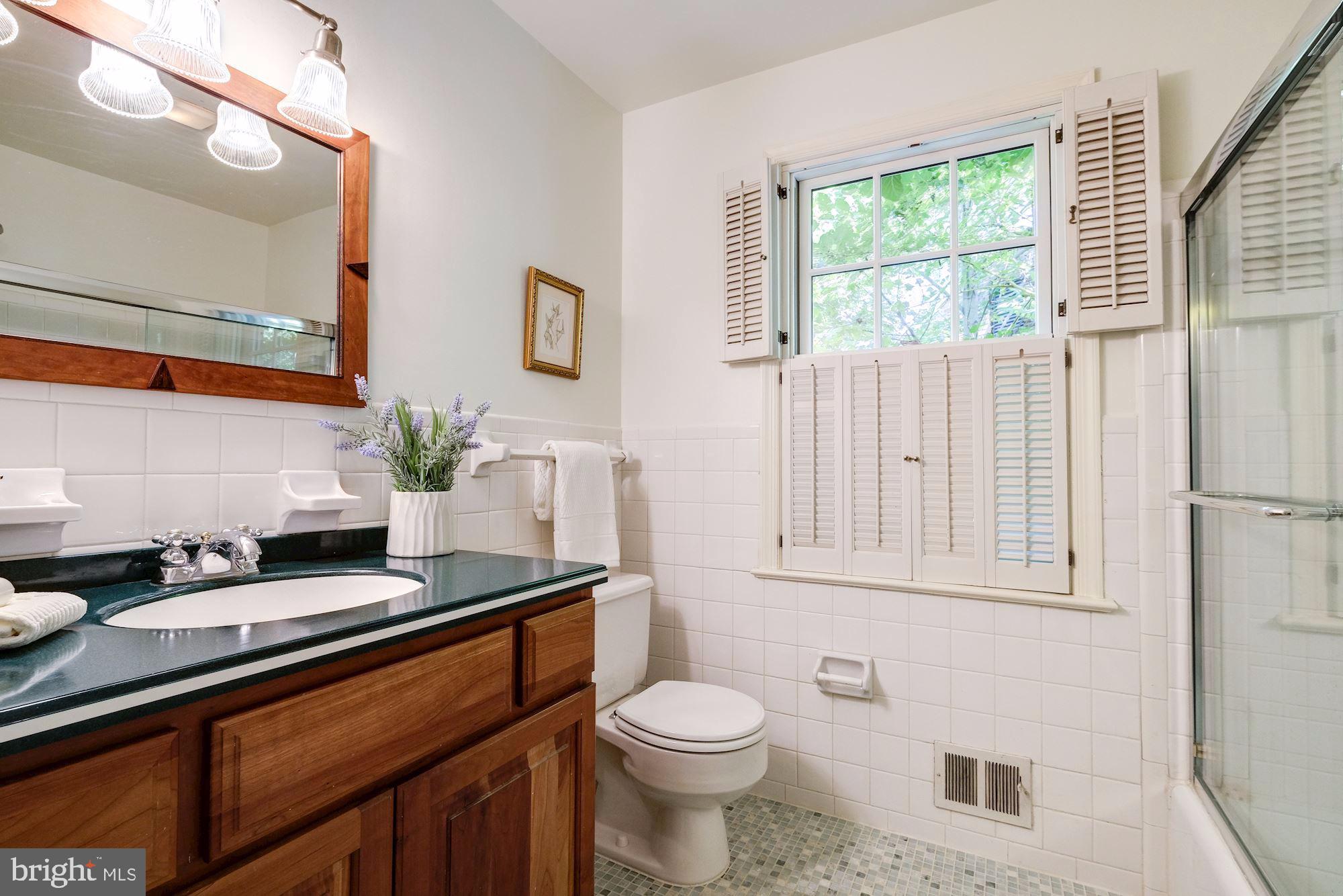 CHEVY CHASE - Residential