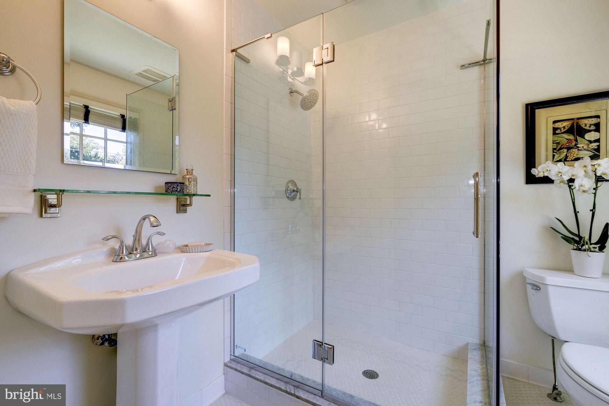 CHEVY CHASE - Residential