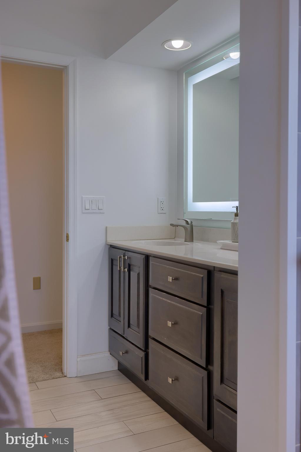 CHESTNUT RUN - Residential