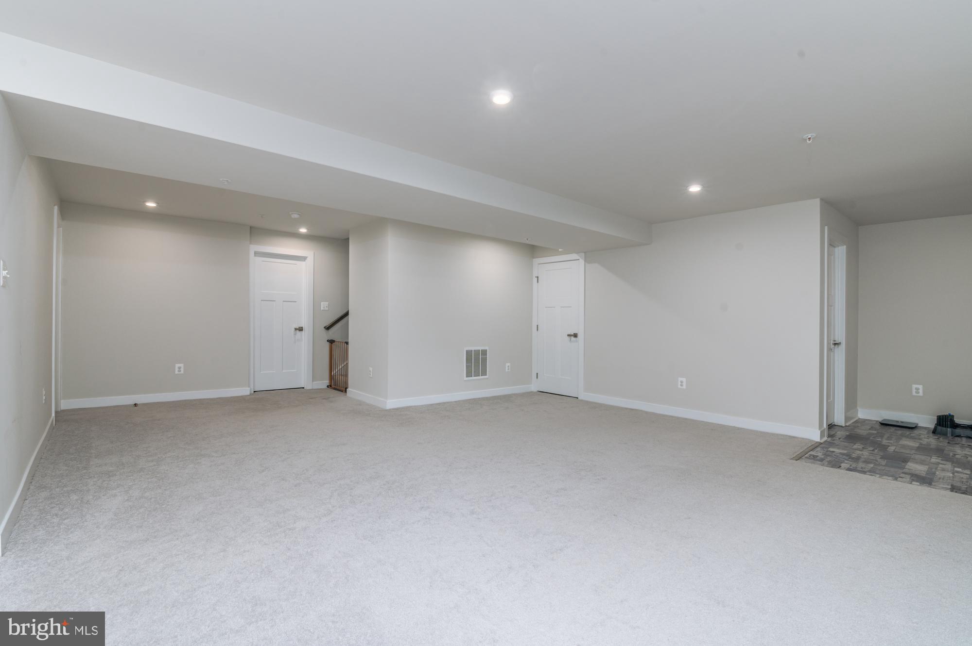 BRUNSWICK CROSSING - Residential