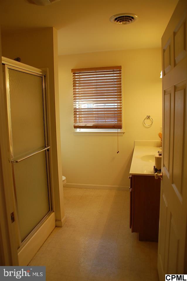 HALLWOOD HEIGHTS - Residential