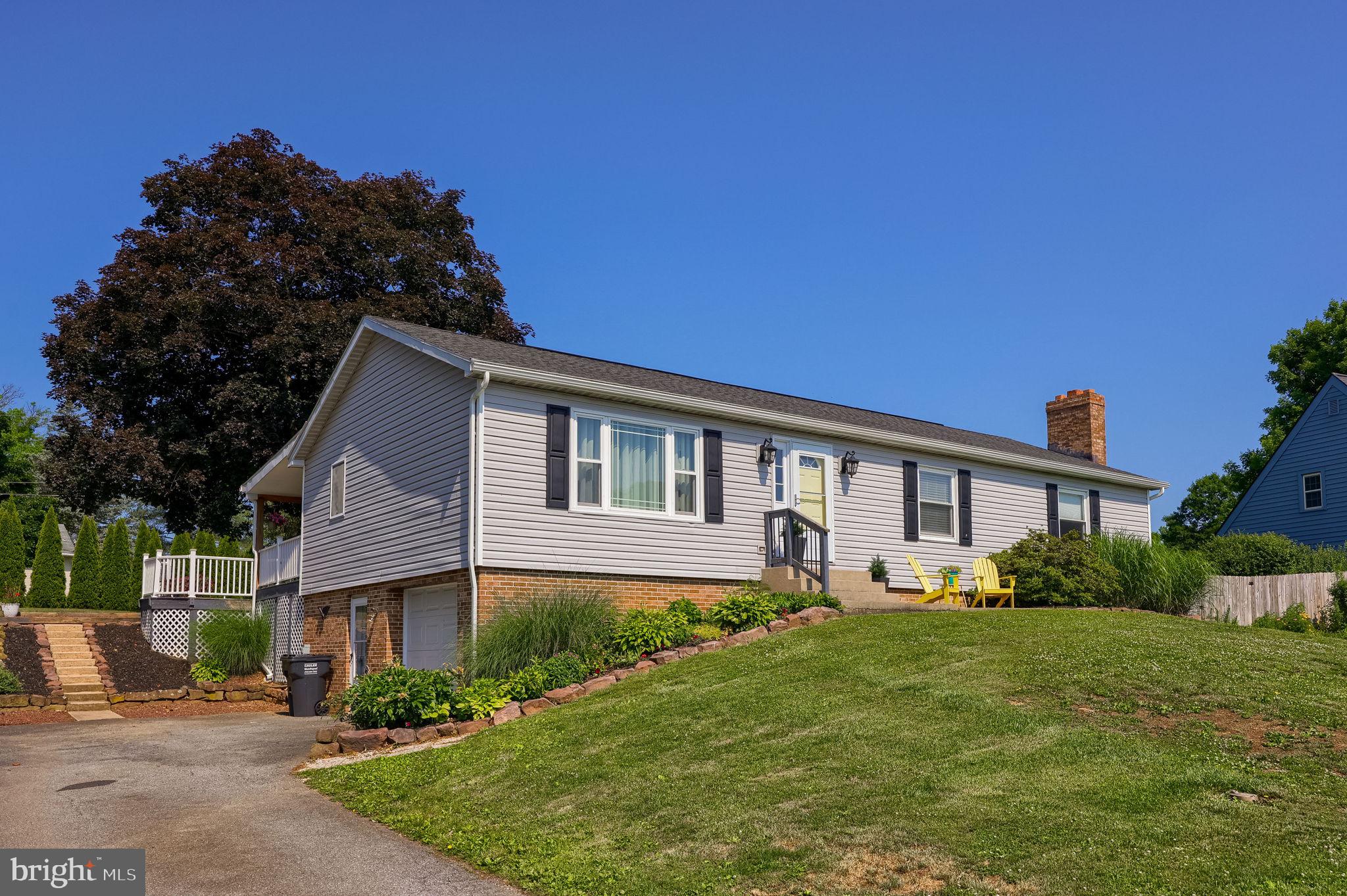 8 KAY DRIVE