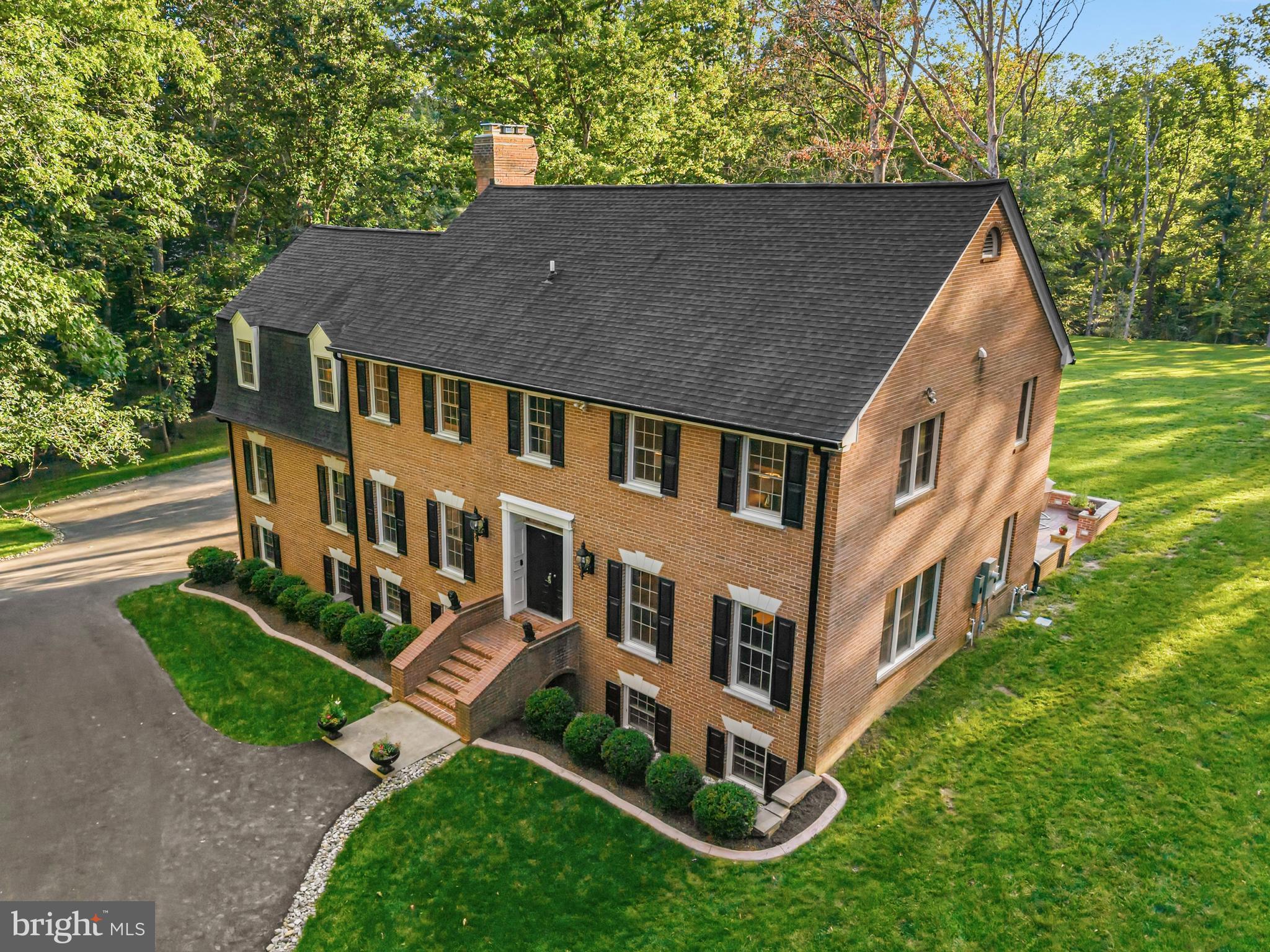 8018 EDDY BEND TRAIL
