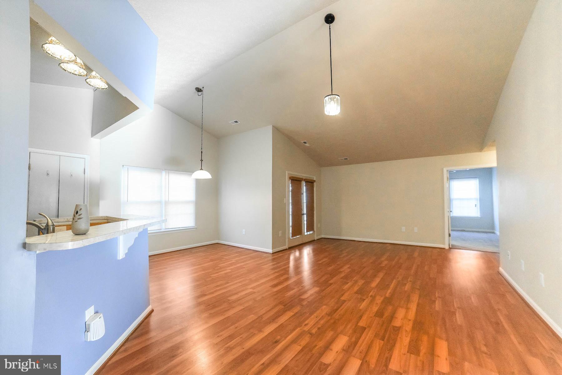 LANCASTER / WESTLAKE VILLAGE - Residential