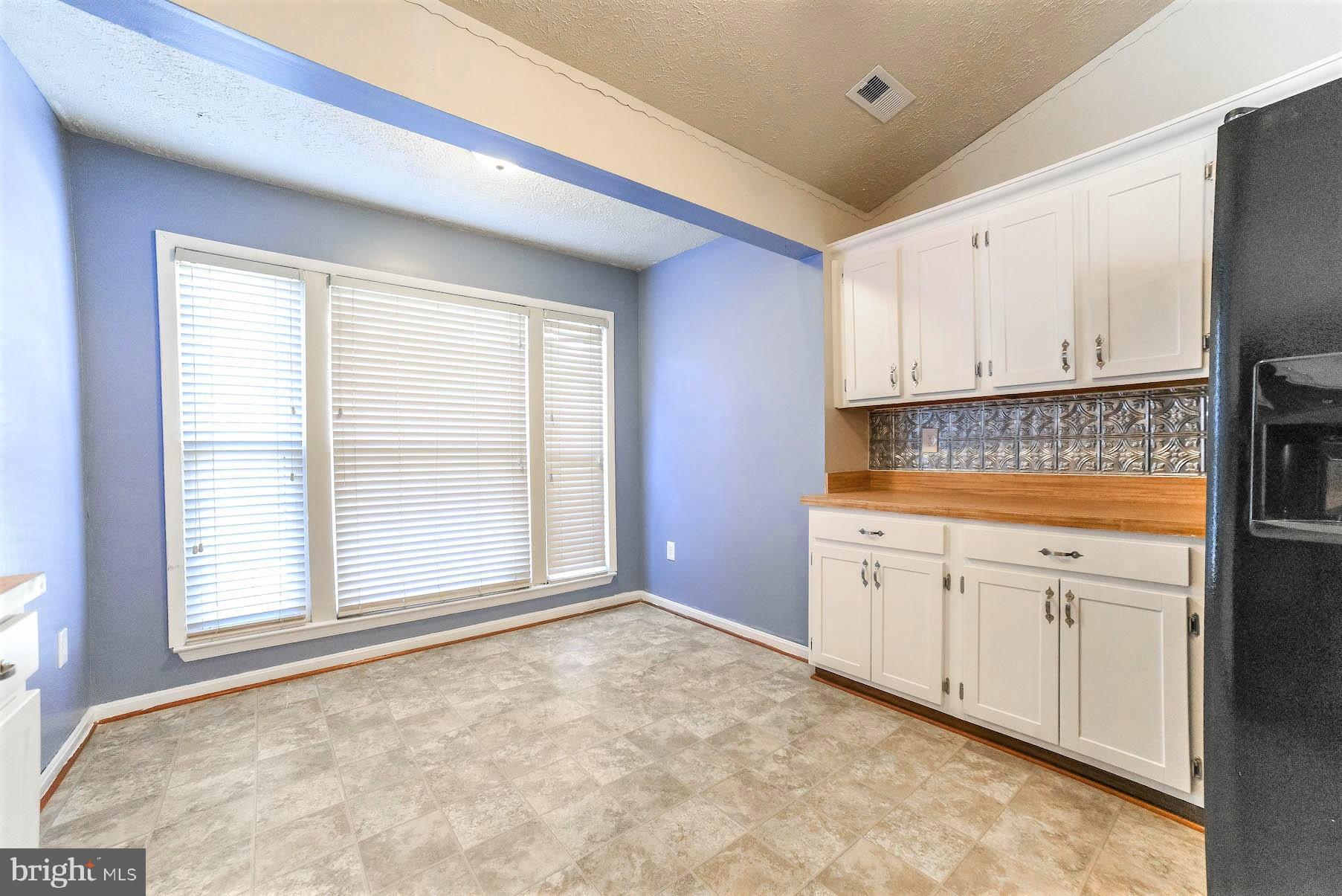 LANCASTER / WESTLAKE VILLAGE - Residential